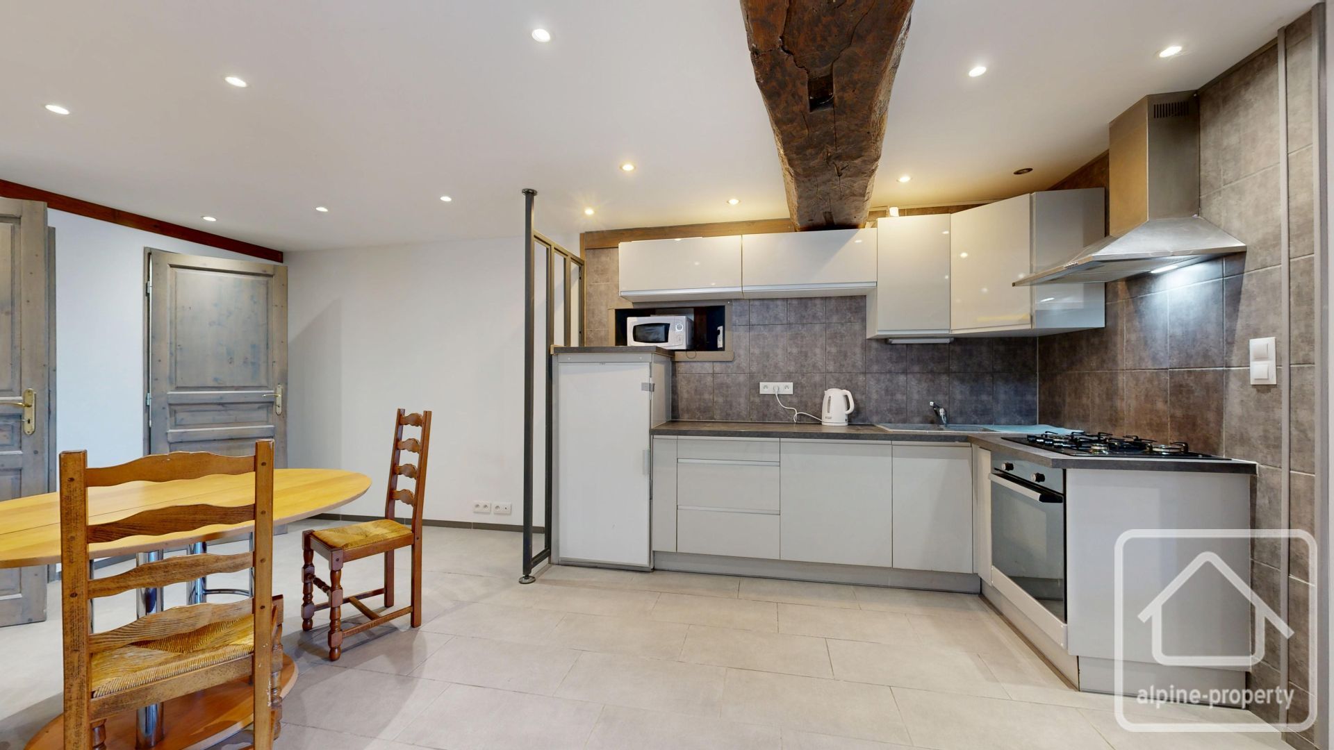 A Charming Village House With Character Divided Into Three Apartments. – MAISONGLIERE