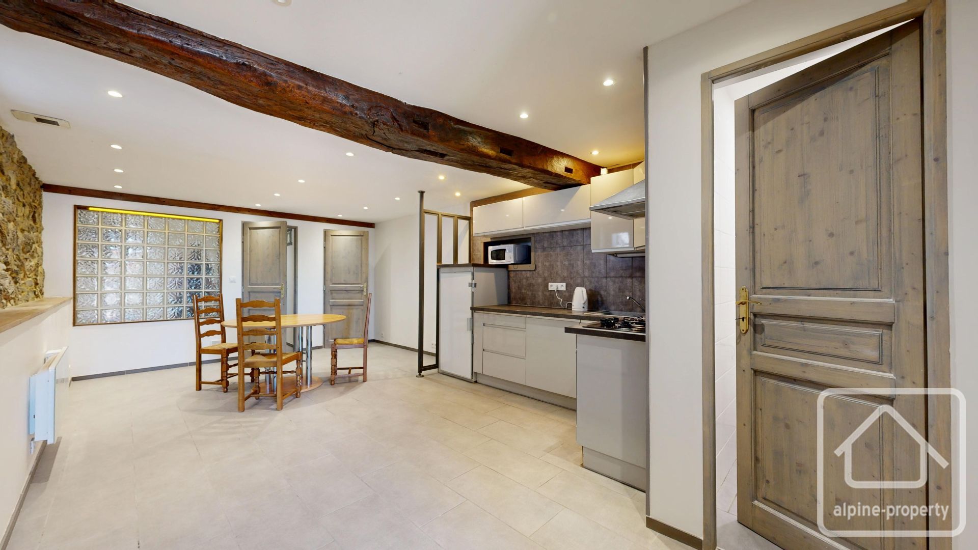 A Charming Village House With Character Divided Into Three Apartments. – MAISONGLIERE