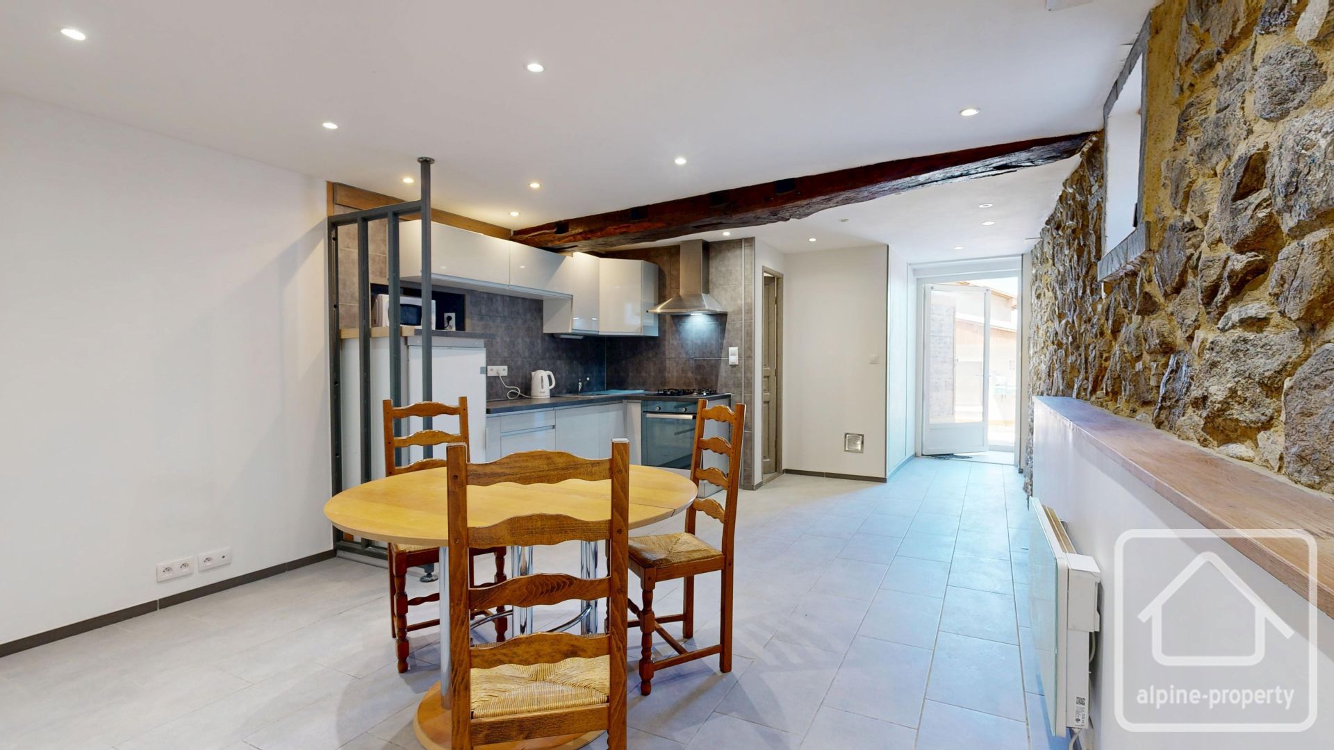 A Charming Village House With Character Divided Into Three Apartments. – MAISONGLIERE