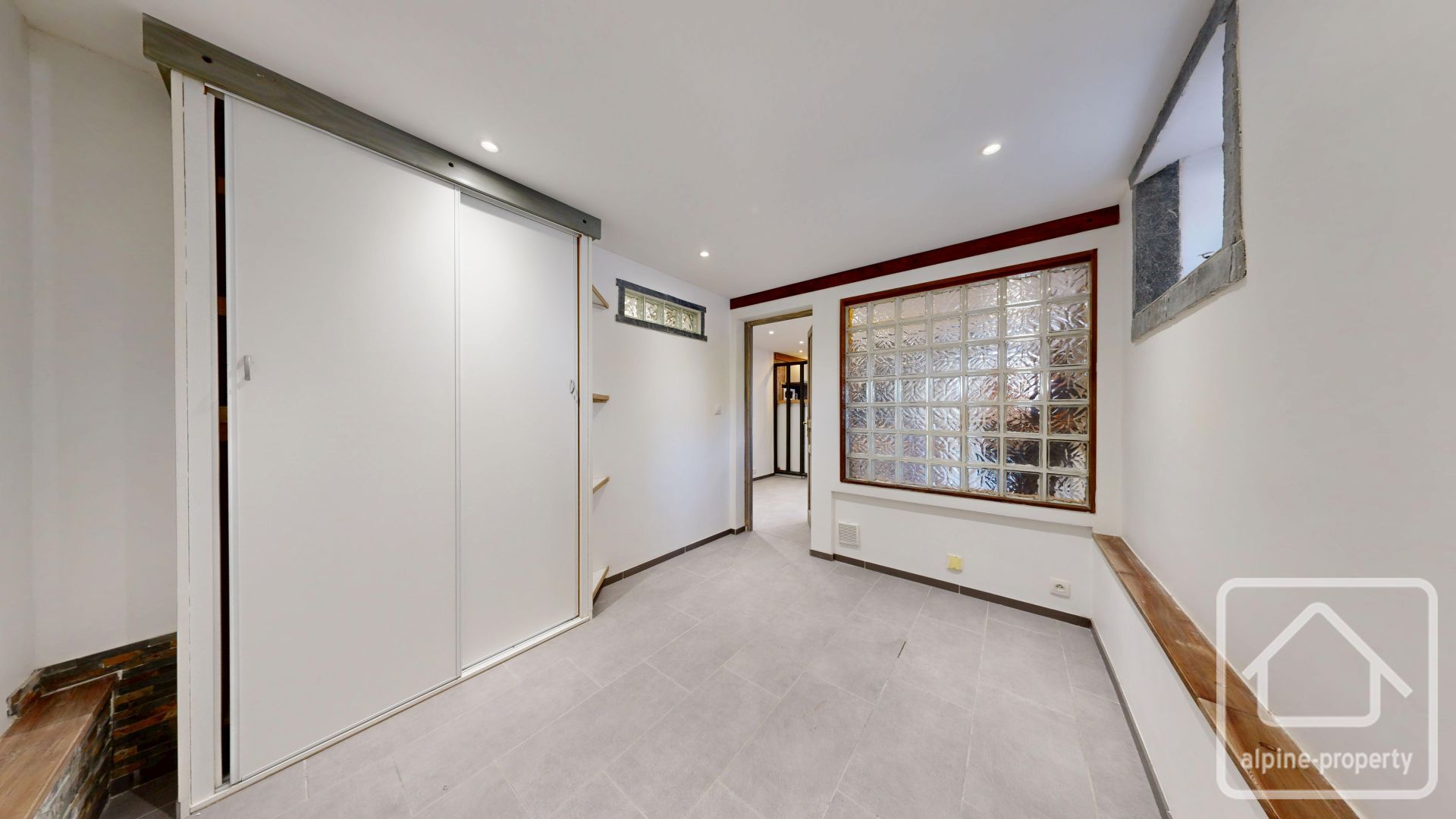 A Charming Village House With Character Divided Into Three Apartments. – MAISONGLIERE