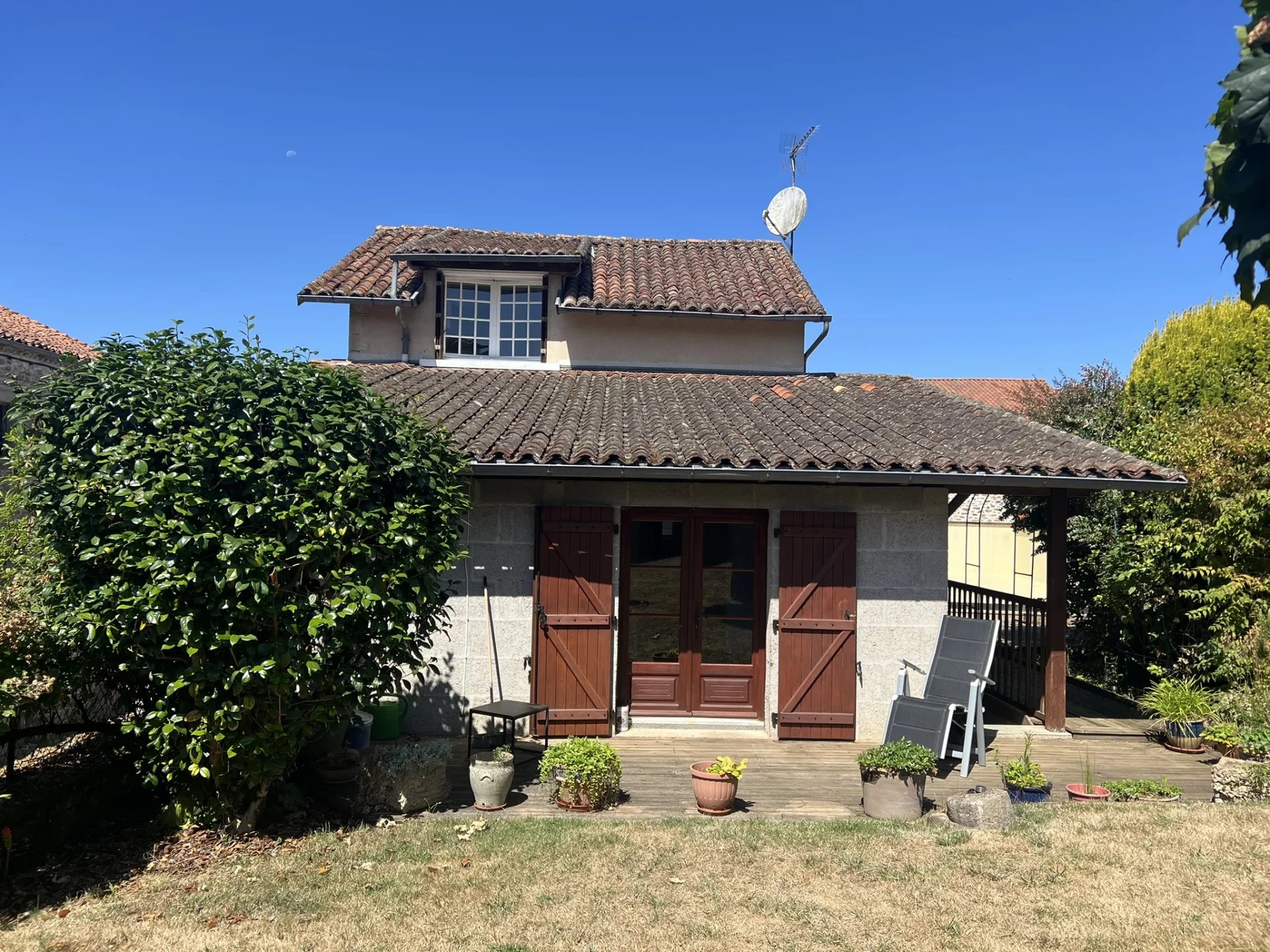 4 Bed Village Home with Barn, Garden and Terrace, Limousin – France – BVI81986