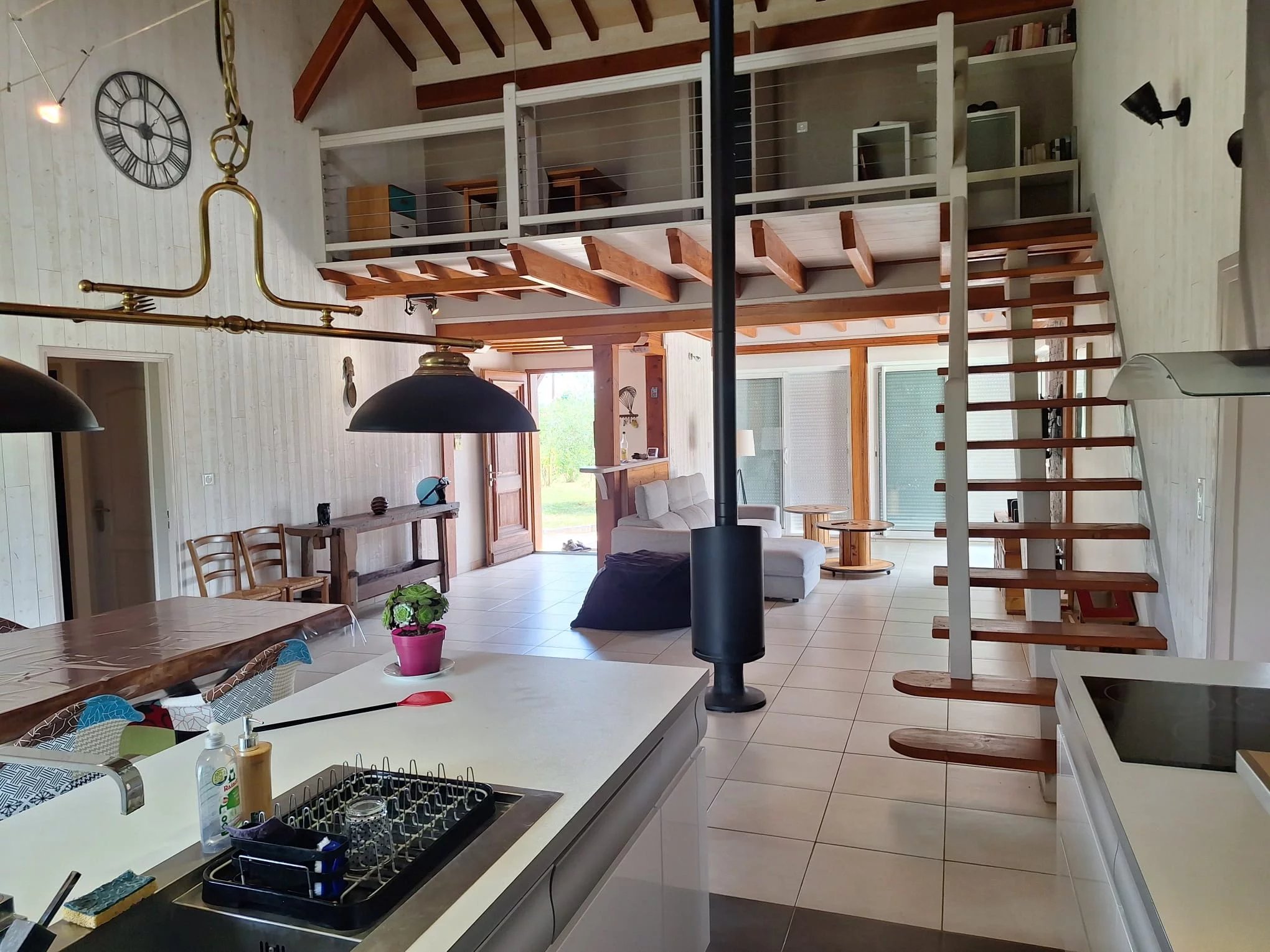 Wood-frame house with a view, in a quiet location close to amenities, Aquitaine – France – BVI82070