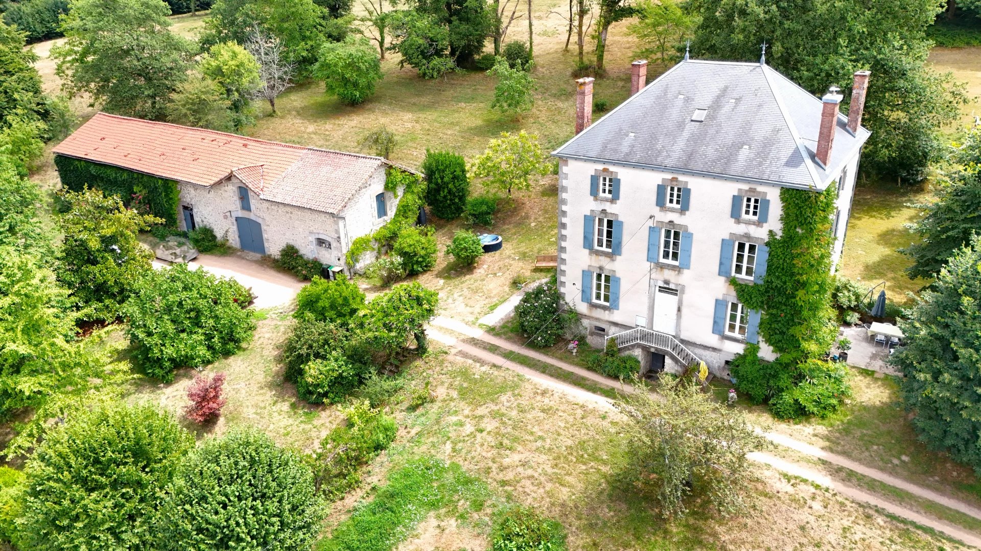 Elevated Country Residence With Extensive Barn and over 3 Hectares of Land, Poitou-Charentes – France – BVI82001