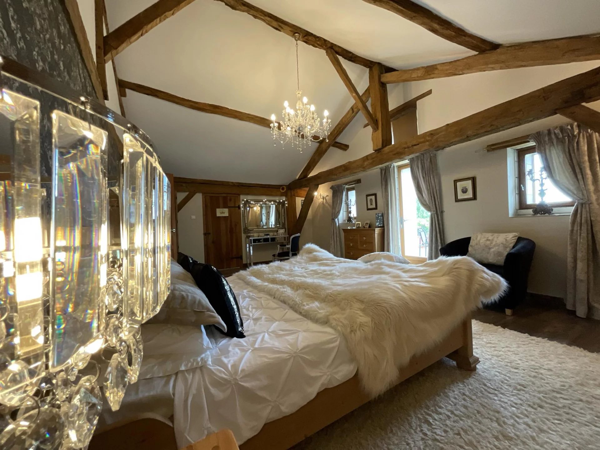 Stunning 6 bedroom barn conversion with countryside views, Aquitaine – France – BVI81945