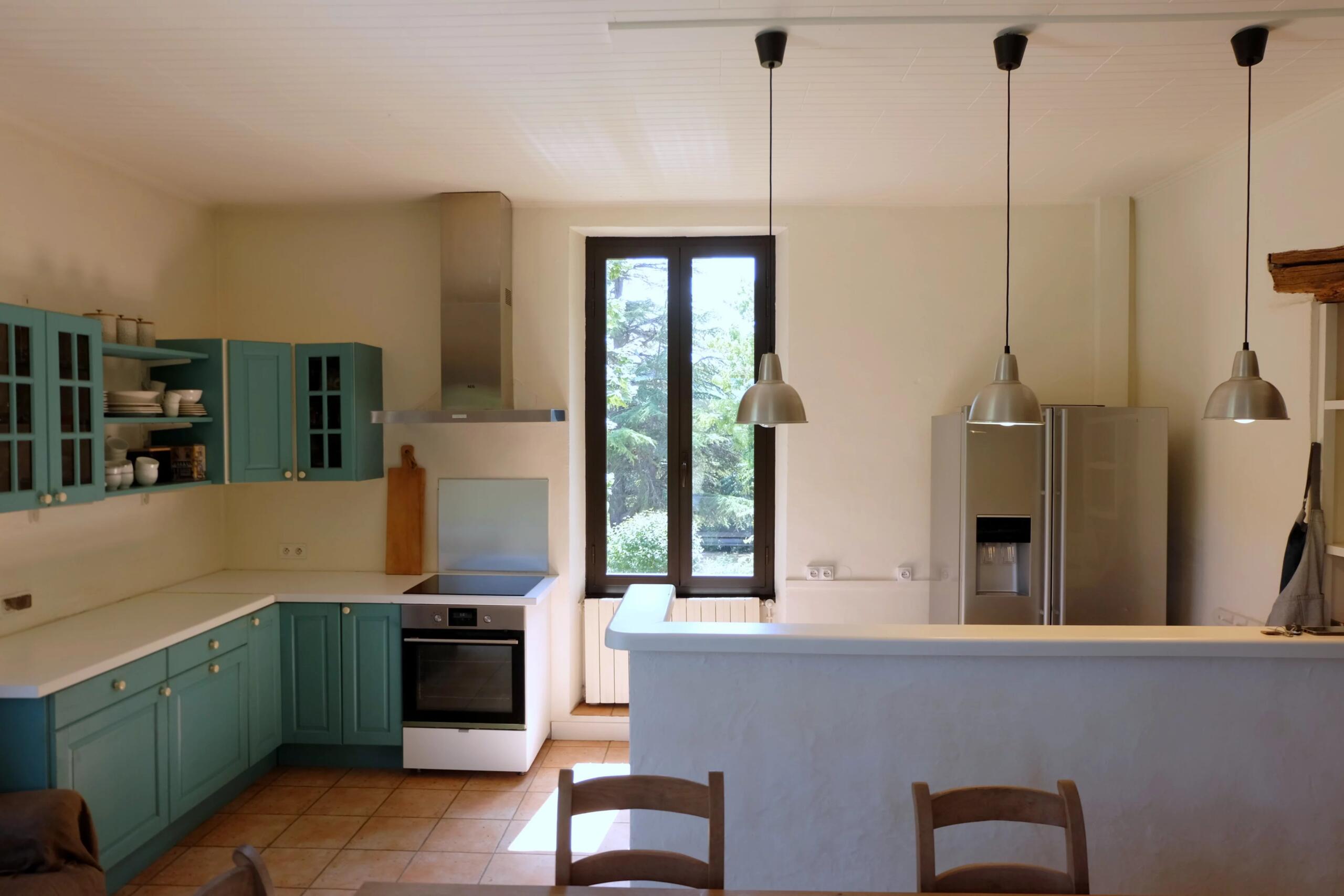 Impressive stone property with pool and private gardens, Aquitaine – France – BVI81465