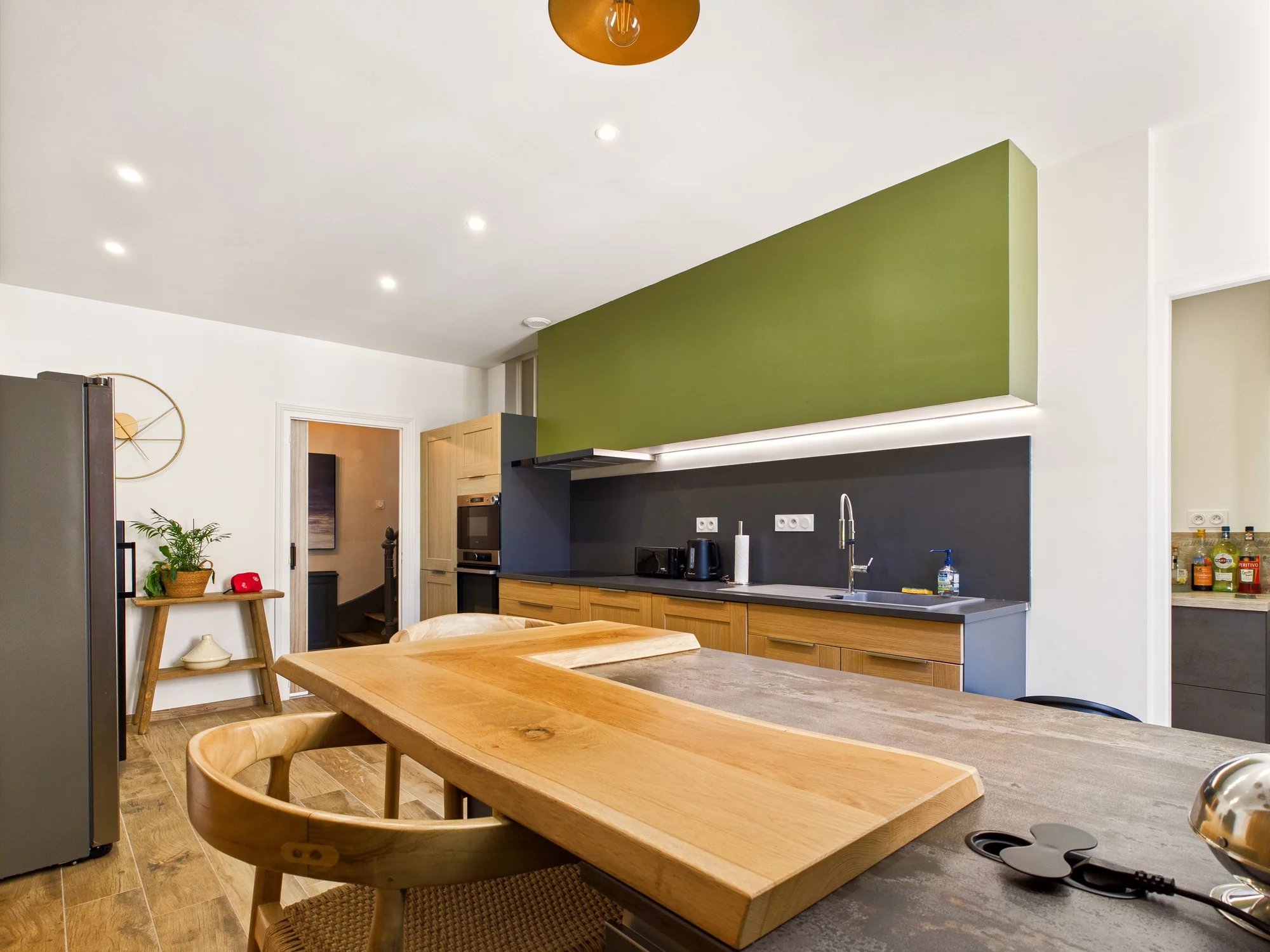 A Magnificent Large Townhouse in Eymet – Ideal for a Bed and Breakfast, Aquitaine – France – BVI79506