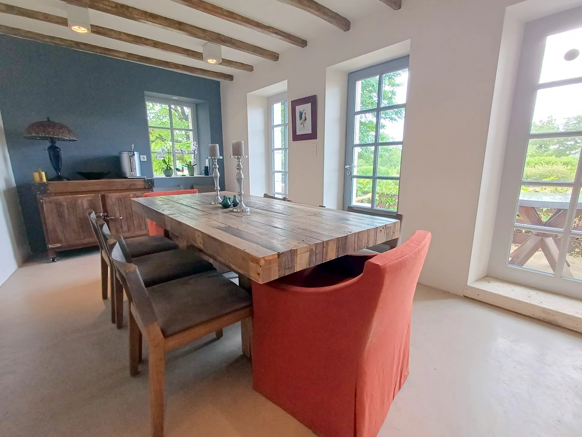 Impressive 7 bedroom stone manoir with guest house and stunning views, Poitou-Charentes – France – BVI81848