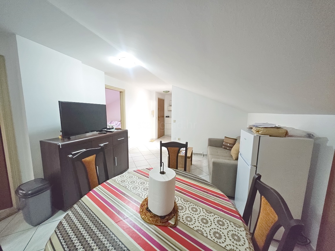 1 bedroom apartment in Malinska-Dubašnica, Croatia – 103458