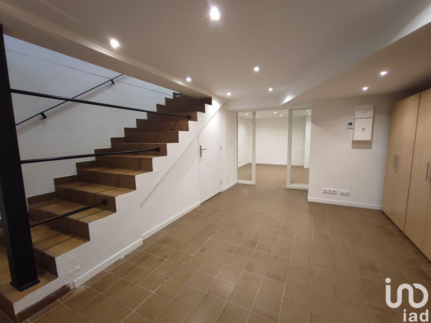 Local commercial in Triel-sur-Seine, FR – 1666674