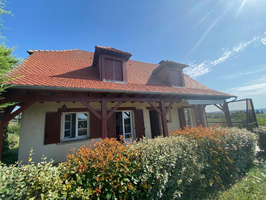 4 bedroom maison situee en campagne in Cassaniouze, Cantal, France – F63B46AB056E47DE