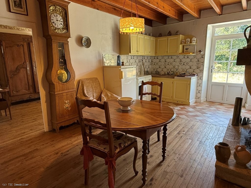 4 bedroom House in Villefagnan, France – r7325