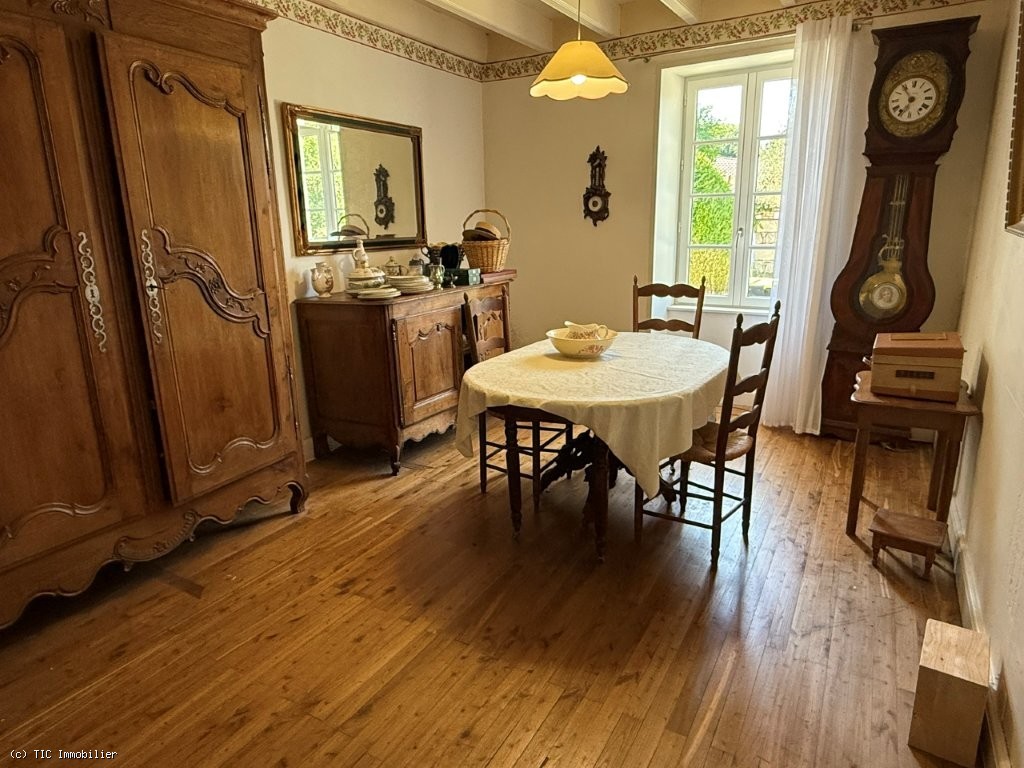 4 bedroom House in Villefagnan, France – r7325