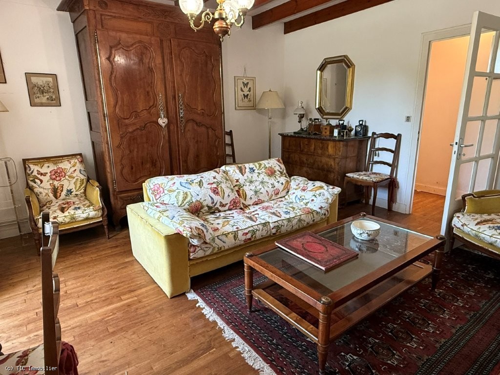 4 bedroom House in Villefagnan, France – r7325