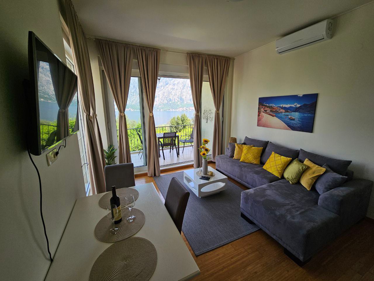 1 bedroom Apartment in Prcanj, Montenegro – CMM53130