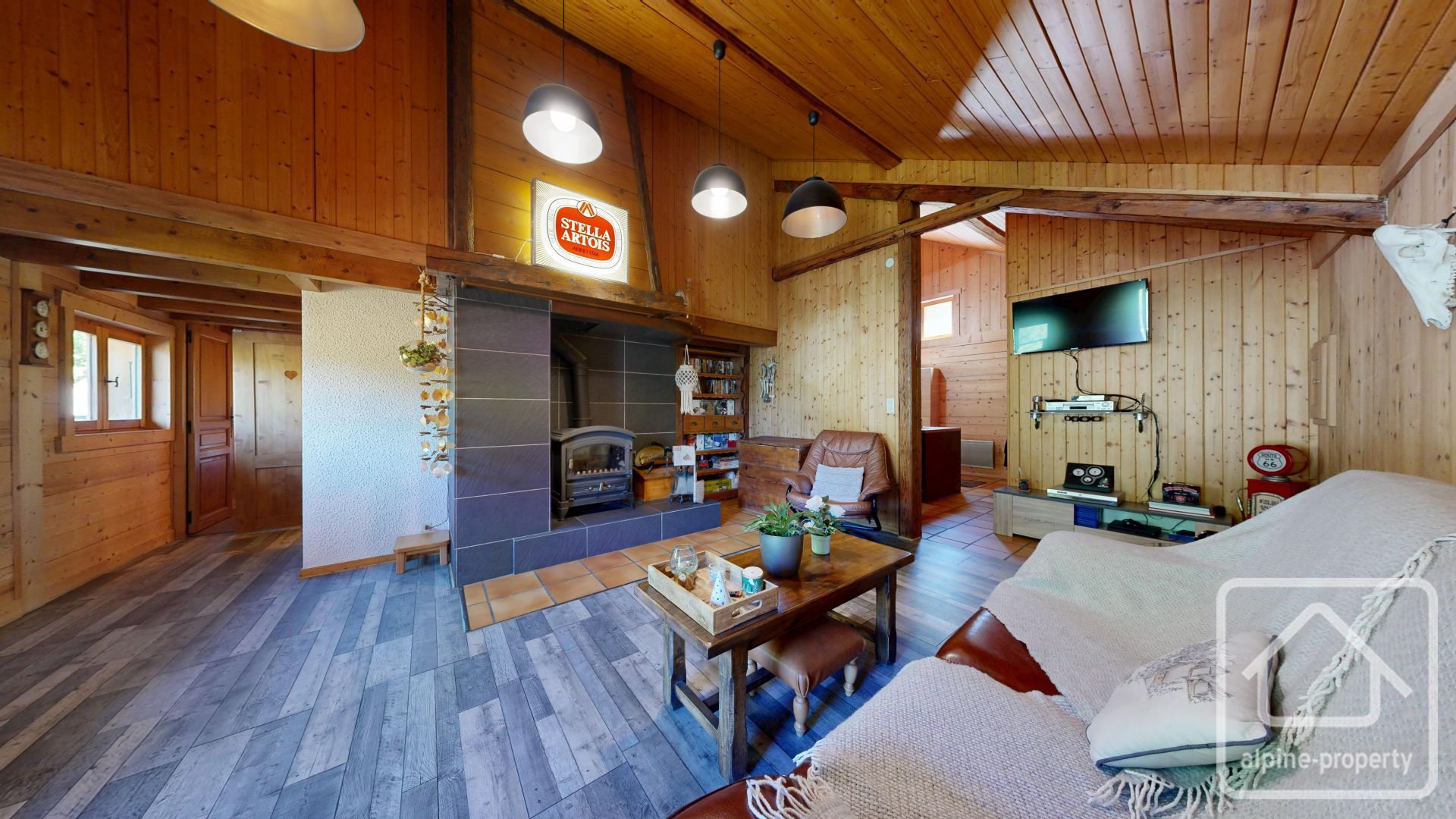 Traditional 3-bedroom Chalet With Panoramic Views, Garages And Garden – CHALETBELLECOMBESJD