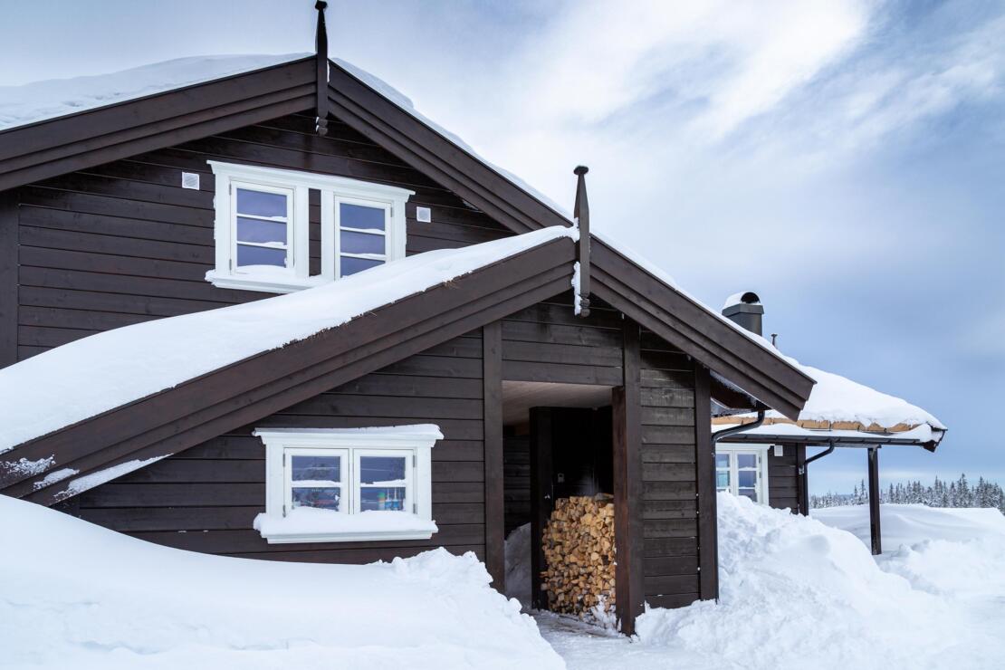 Norwegian Log Cabin & Plot For Sale – Skogfiol II – Natural Beauty, Built to Last