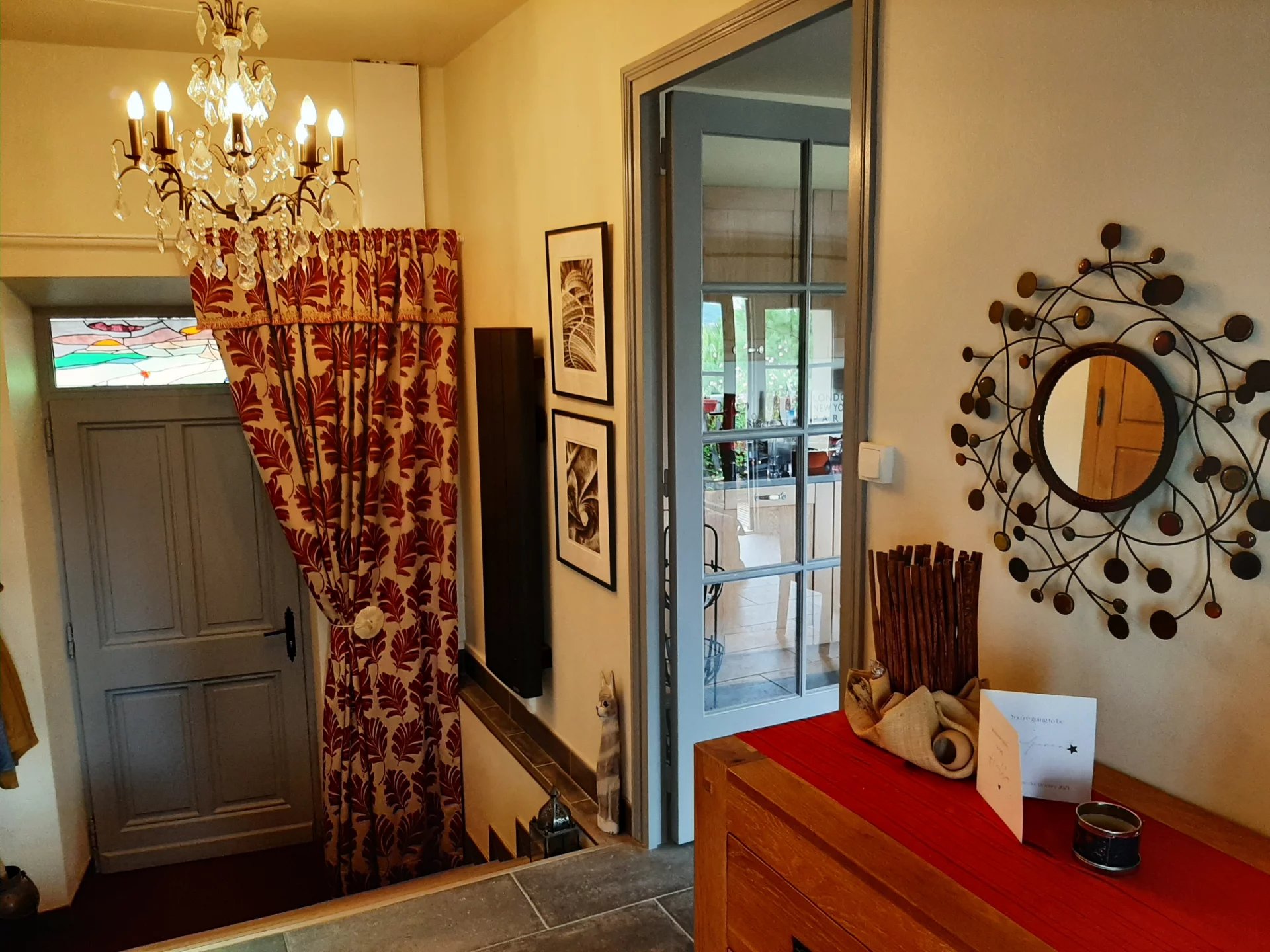 Immaculate 2 bed/2 bathroom property in Aubeterre with incredible views, Poitou-Charentes – France – BVI82069