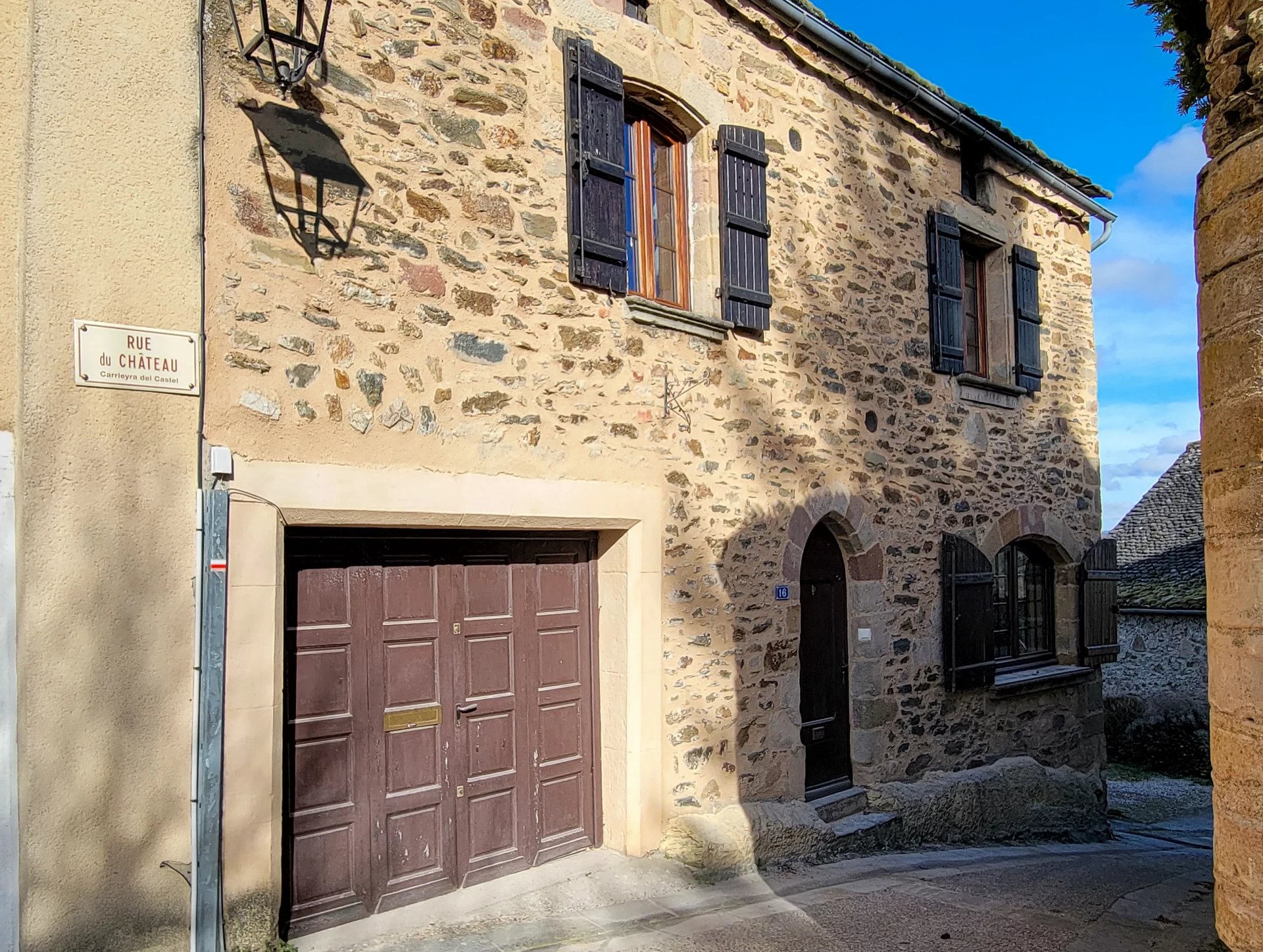Charming Stone Property with Guest House in the Heart of Najac, Aveyron, Midi-Pyrénées – France – BVI78990