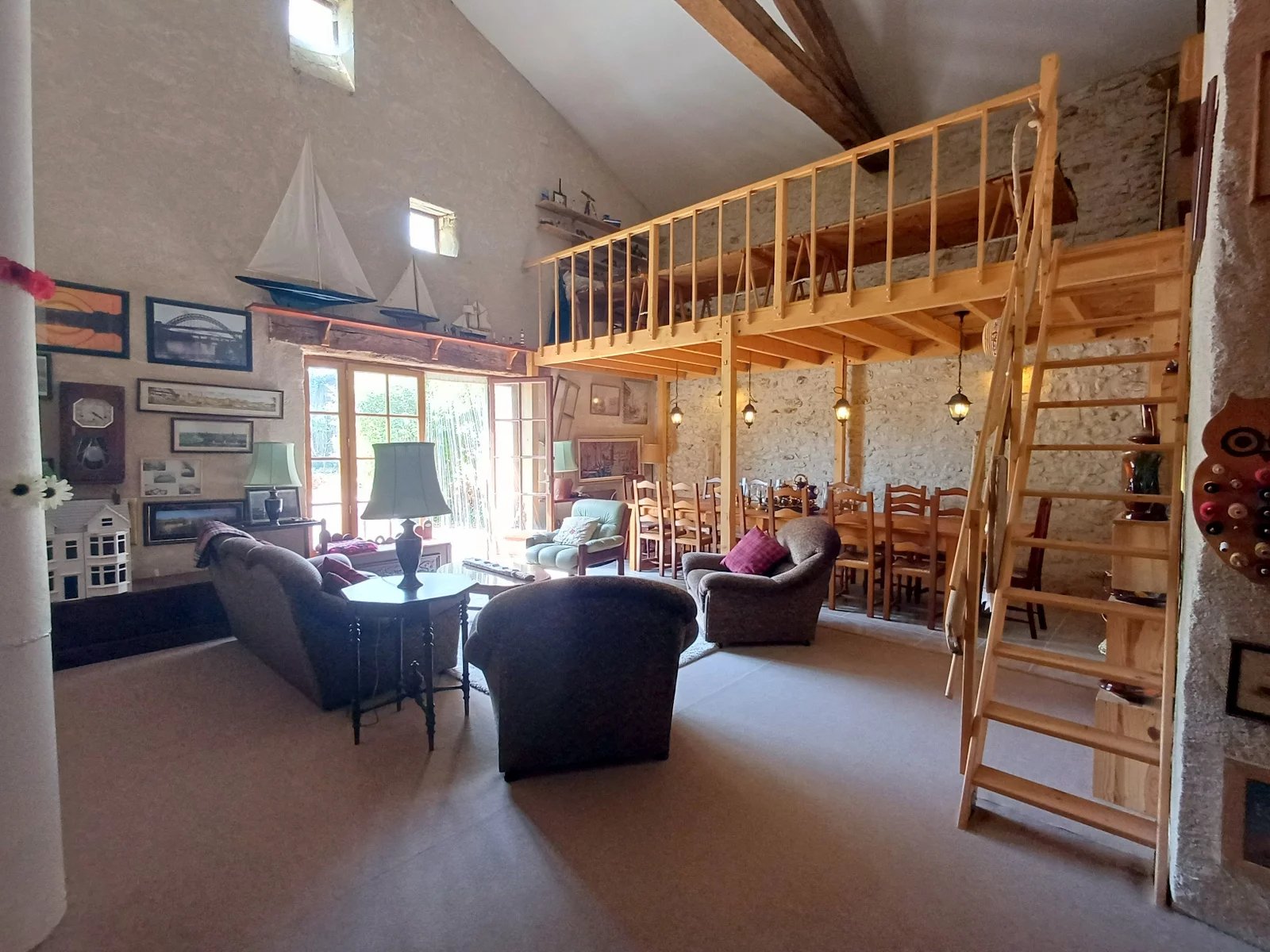 Large Charentaise Farmhouse with Stunning Views and Gîte Potential, Poitou-Charentes – France – BVI81240