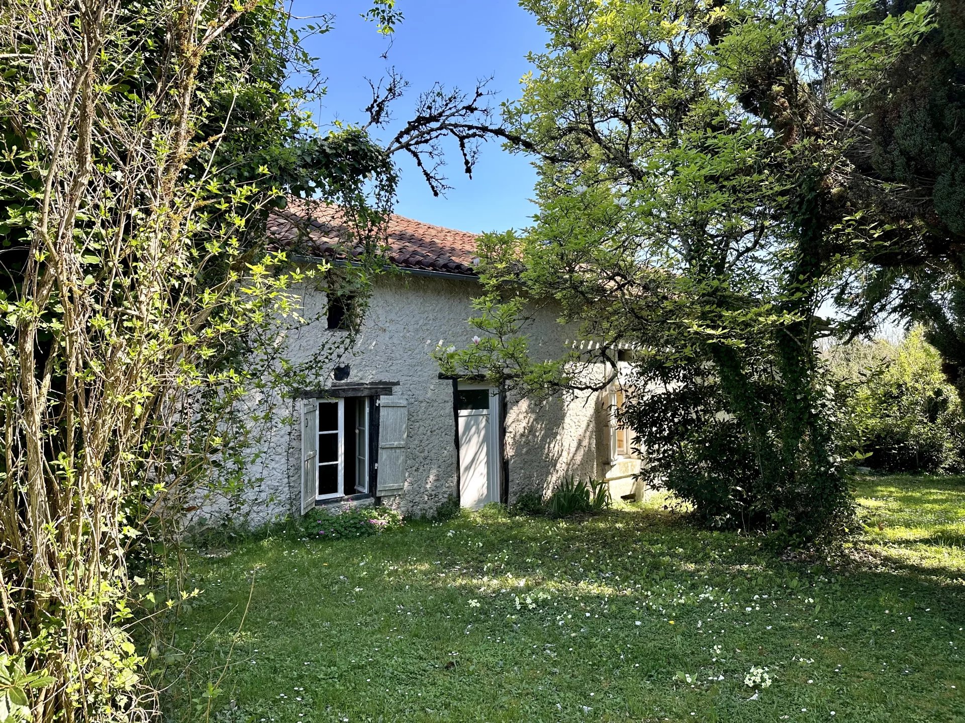 Traditional stone house in a pretty hamlet, Poitou-Charentes – France – BVI80435