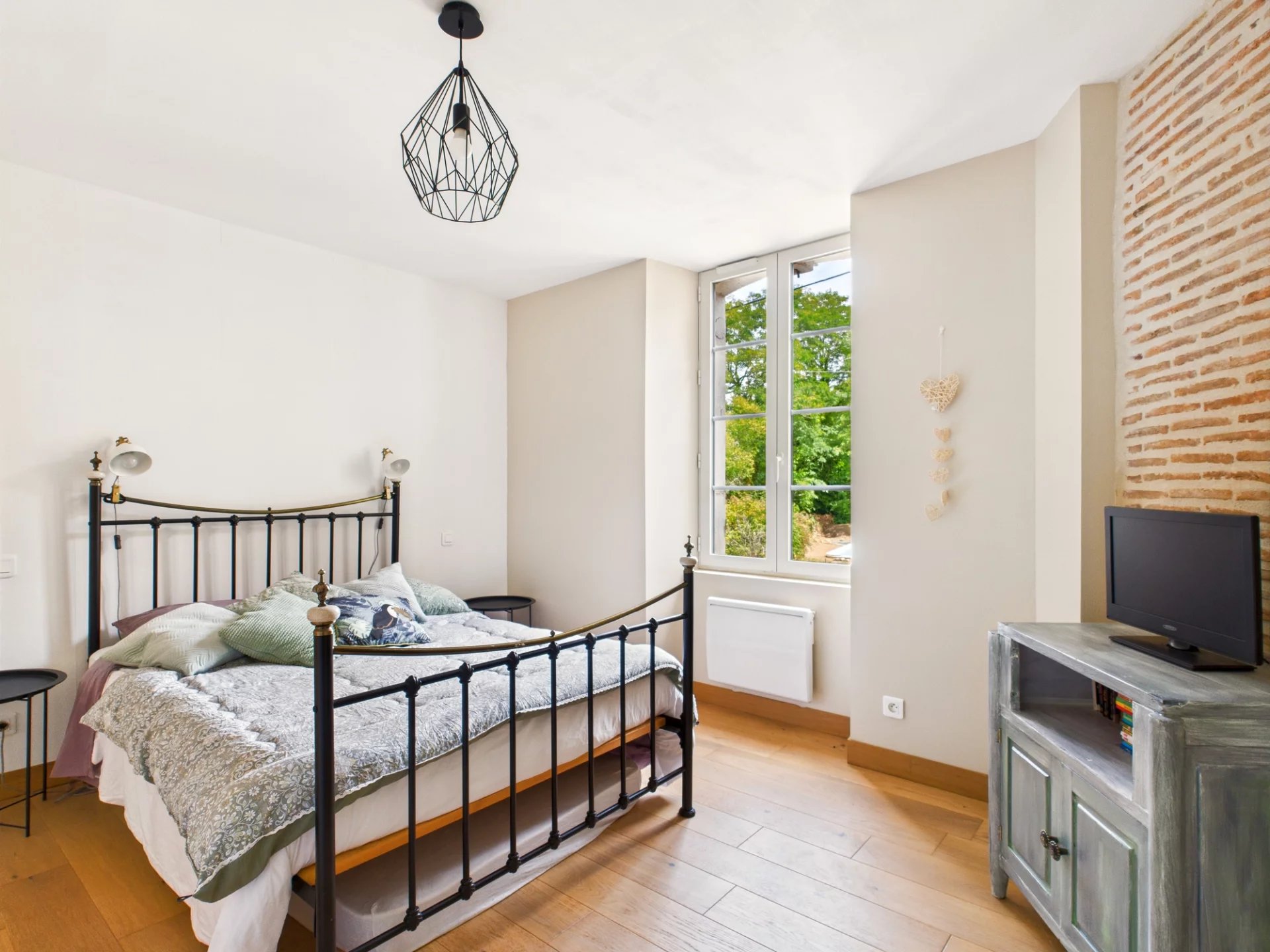 Beautiful village house close to shops, Aquitaine – France – BVI81878