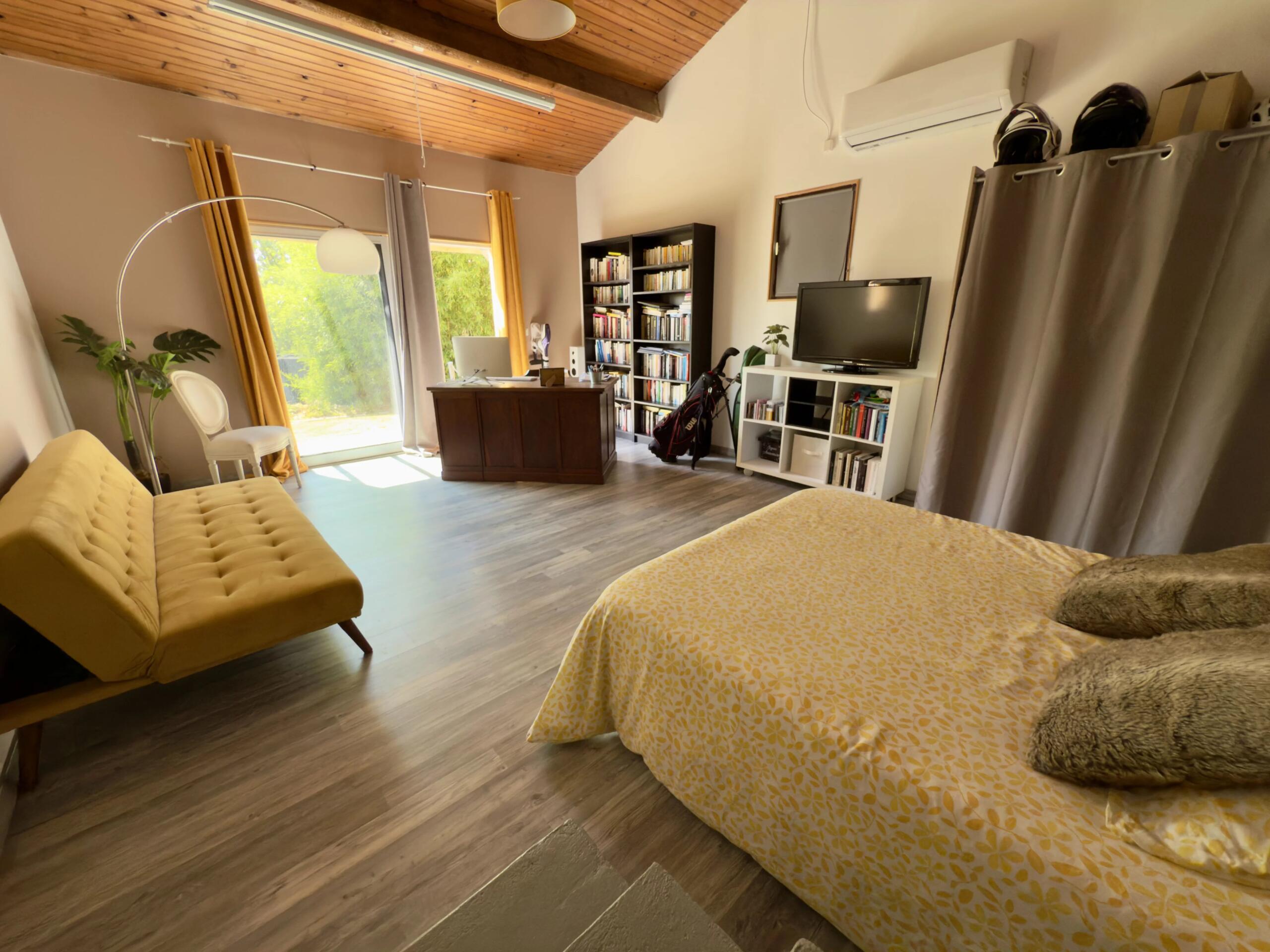 Contemporary Home with Pool and Pond on 1.7 ha in the Heart of the Périgord, Aquitaine – France – BVI82136