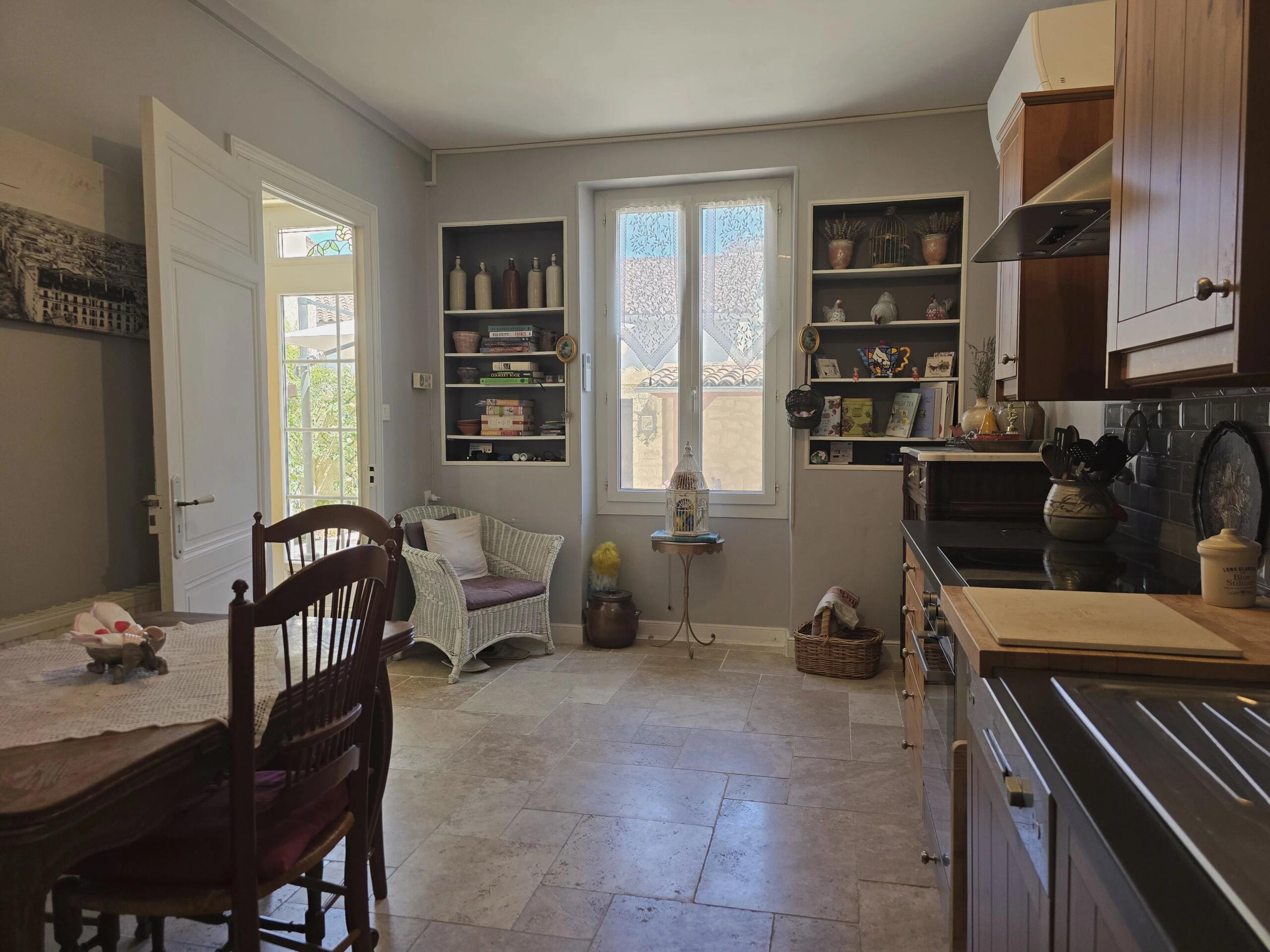 Spacious village house with outdoor space, Aquitaine – France – BVI81953