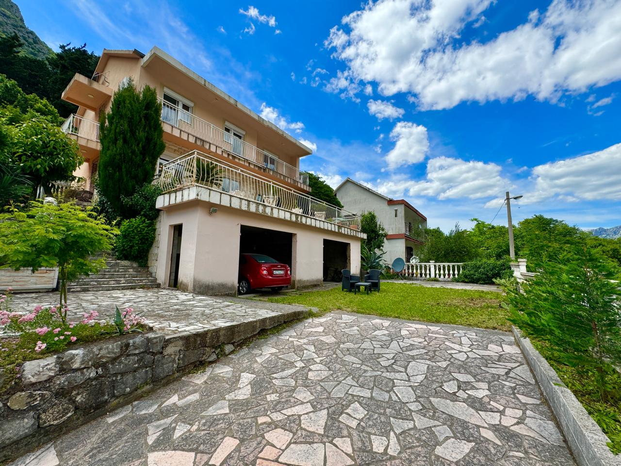 House for Sale in Muo Kotor – 6-Bedroom Villa with Sea View [382m²], Montenegro – MRENB88