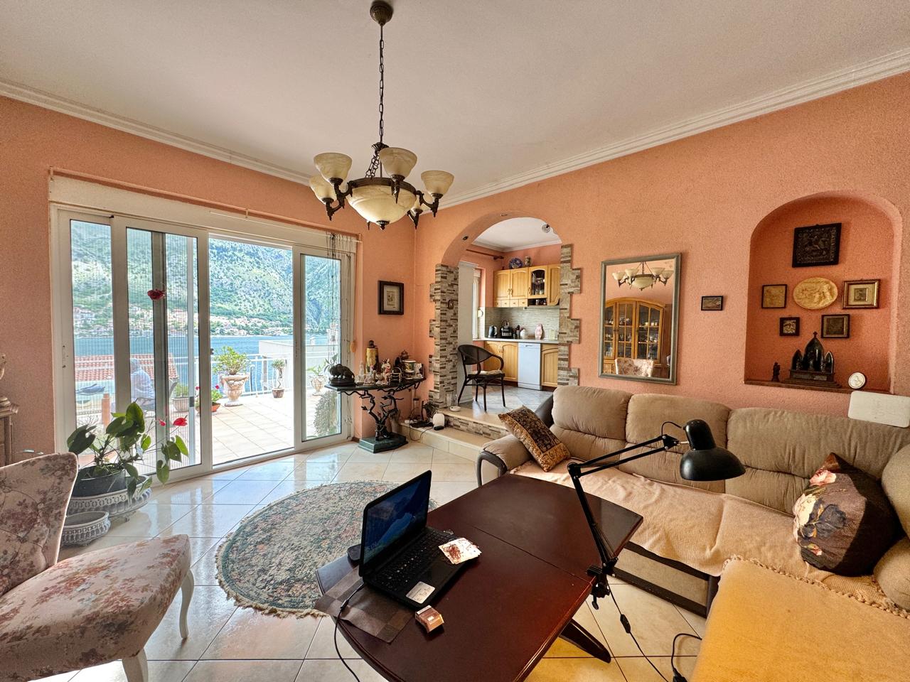 House for Sale in Muo Kotor – 6-Bedroom Villa with Sea View [382m²], Montenegro – MRENB88