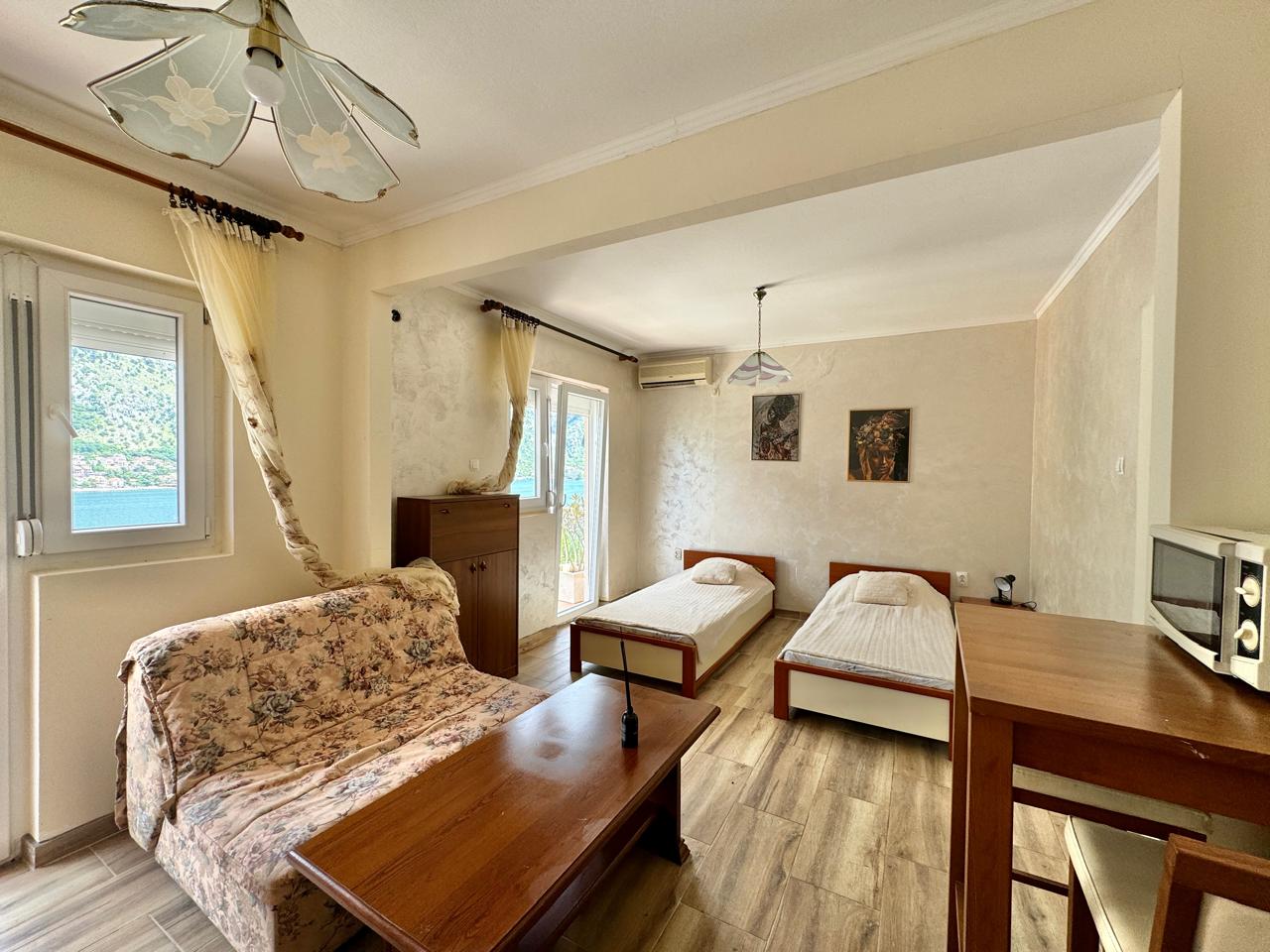 House for Sale in Muo Kotor – 6-Bedroom Villa with Sea View [382m²], Montenegro – MRENB88