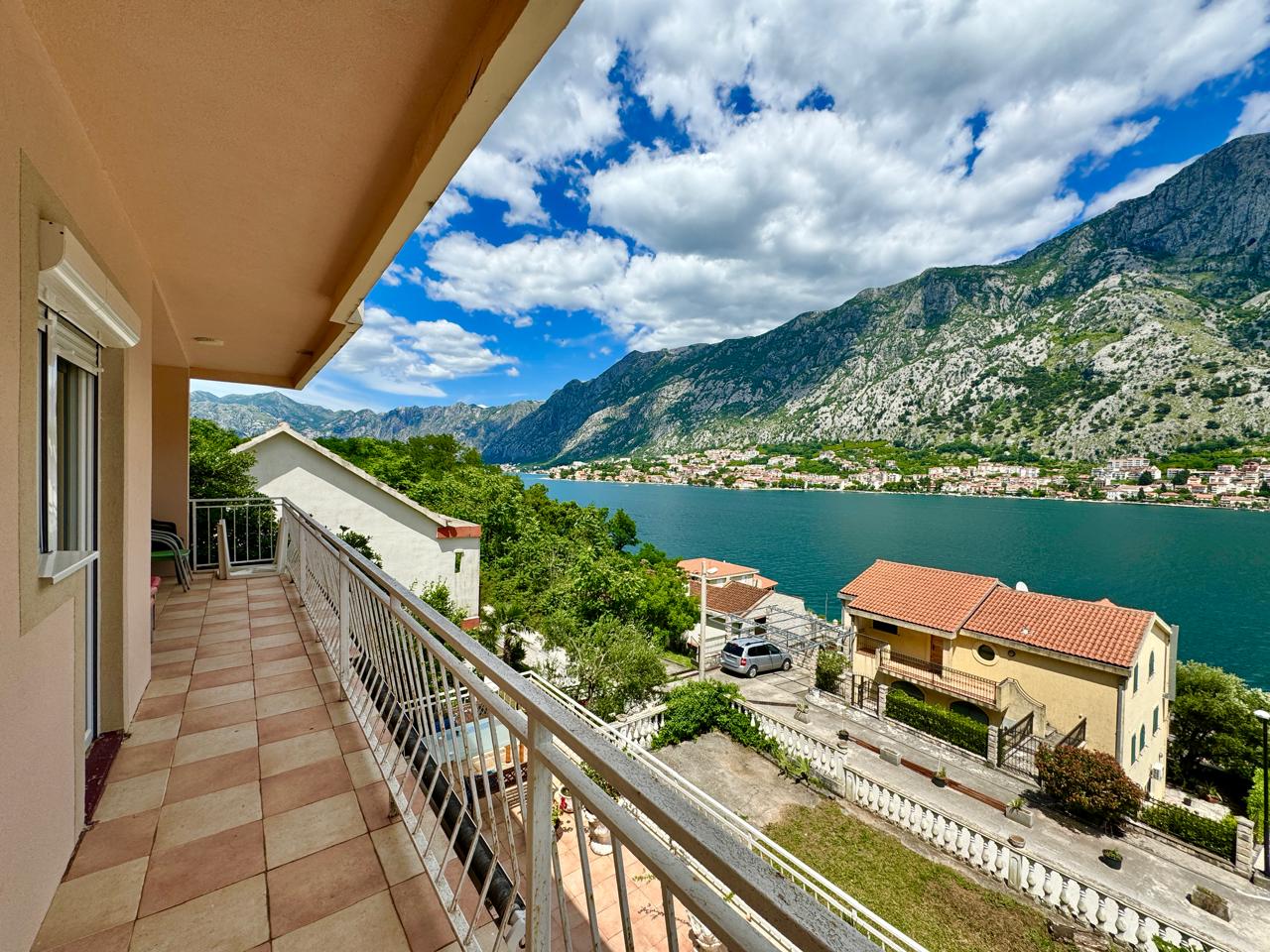 House for Sale in Muo Kotor – 6-Bedroom Villa with Sea View [382m²], Montenegro – MRENB88
