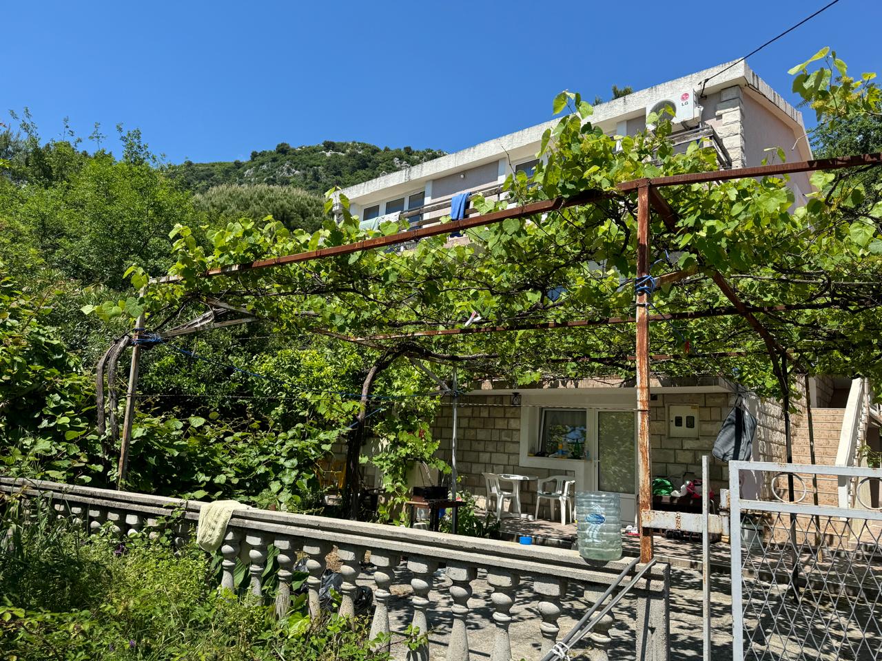 House for Sale in Budva – 7 Bedrooms, Sea View, Peaceful Location, Montenegro – MRENB89