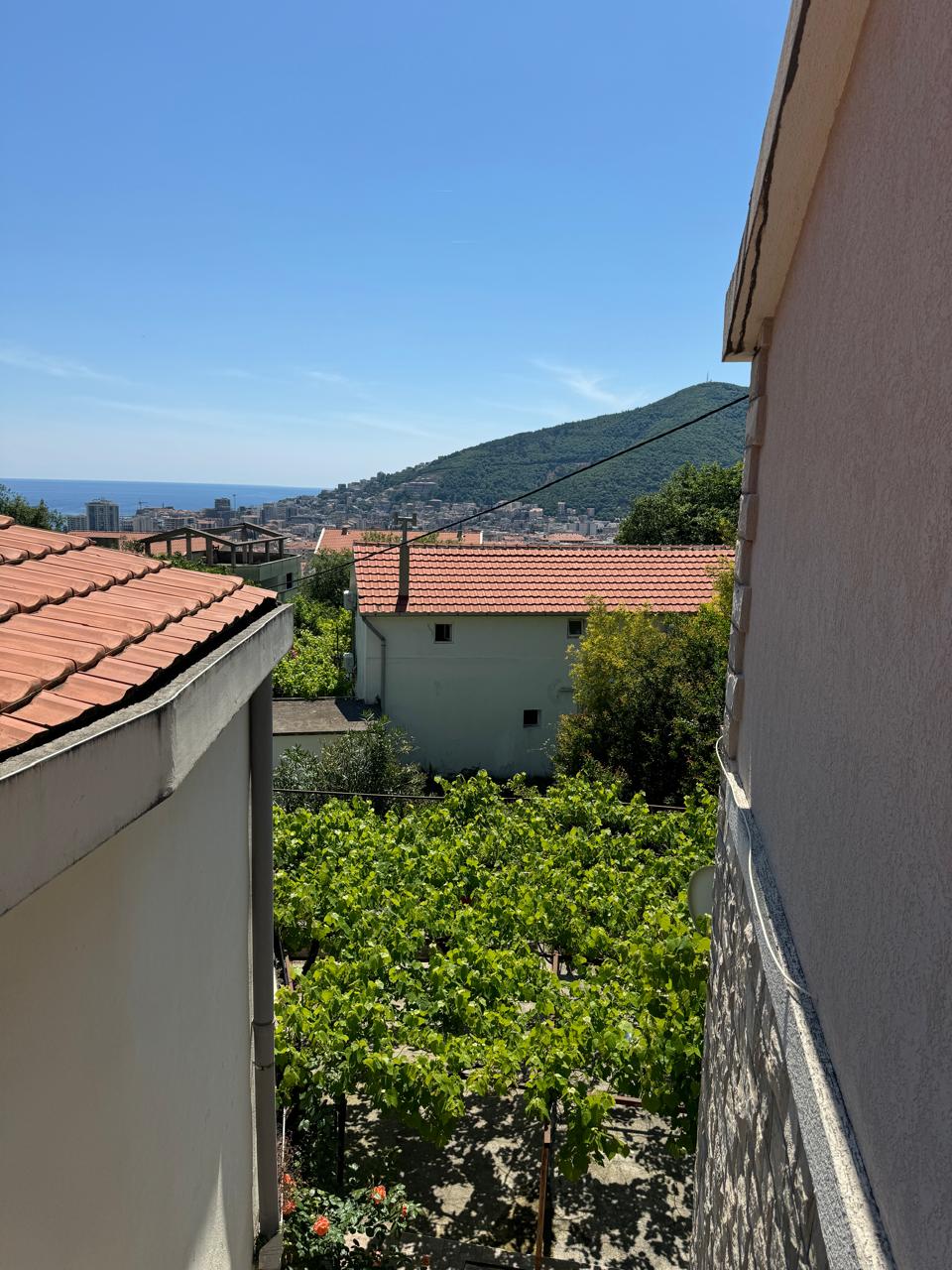 House for Sale in Budva – 7 Bedrooms, Sea View, Peaceful Location, Montenegro – MRENB89