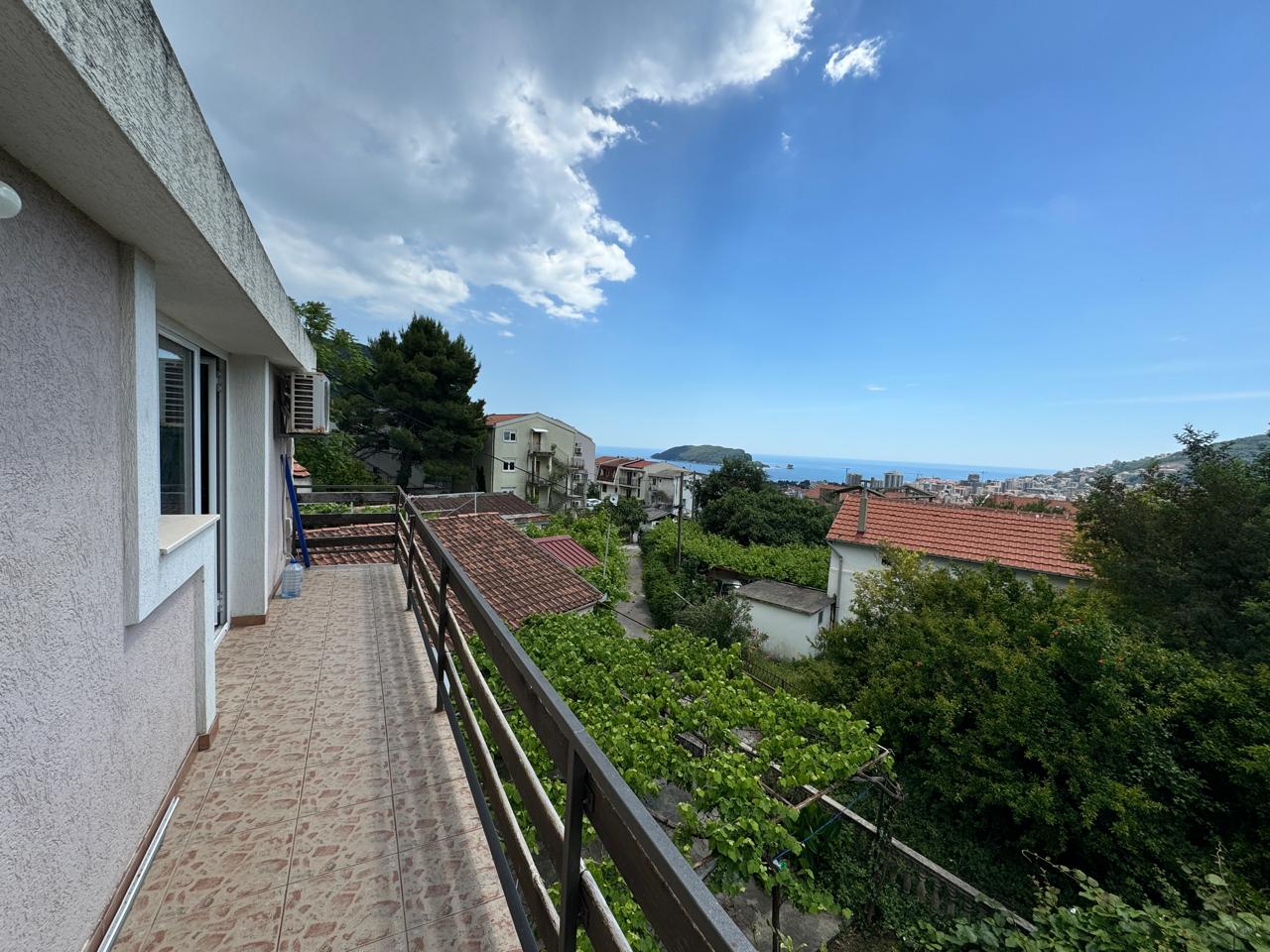 House for Sale in Budva – 7 Bedrooms, Sea View, Peaceful Location, Montenegro – MRENB89