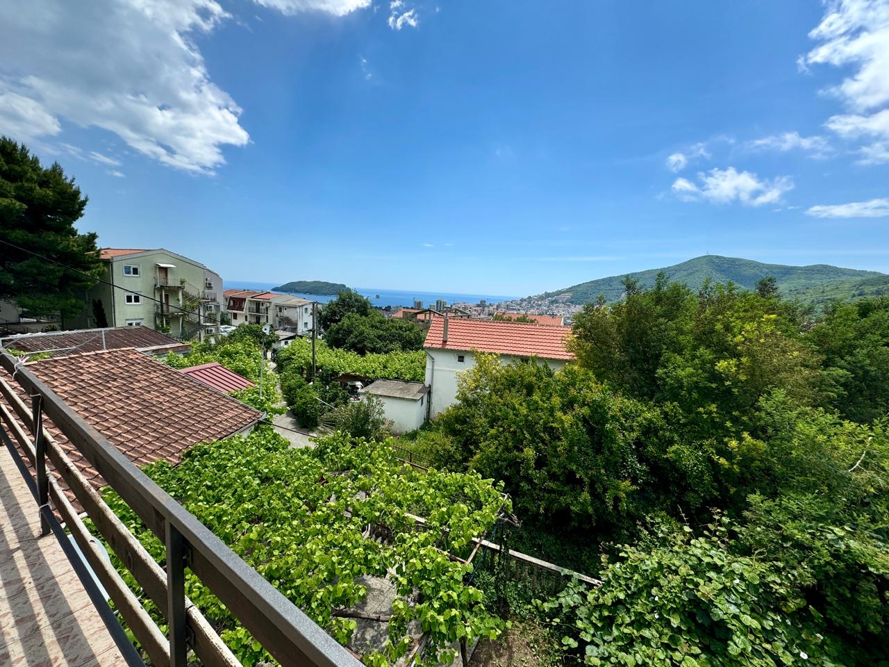 House for Sale in Budva – 7 Bedrooms, Sea View, Peaceful Location, Montenegro – MRENB89