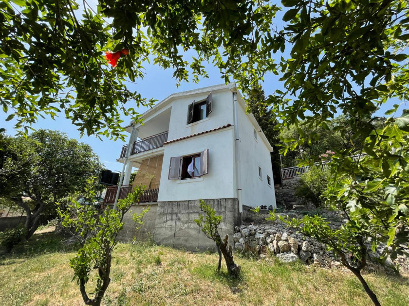 Charming 4-Bedroom House with Sea View in Sutomore – 88m², Montenegro – MREALE86