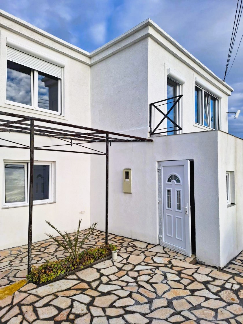 Spacious Family House for Sale in Šušanj with Sea View – 130m², Montenegro – MREALE89