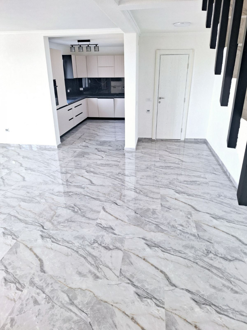 Spacious Family House for Sale in Šušanj with Sea View – 130m², Montenegro – MREALE89