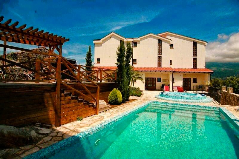 Townhouse with Sea View in Vranovici – 140m², Pool, Sauna, Montenegro – MREMON-01