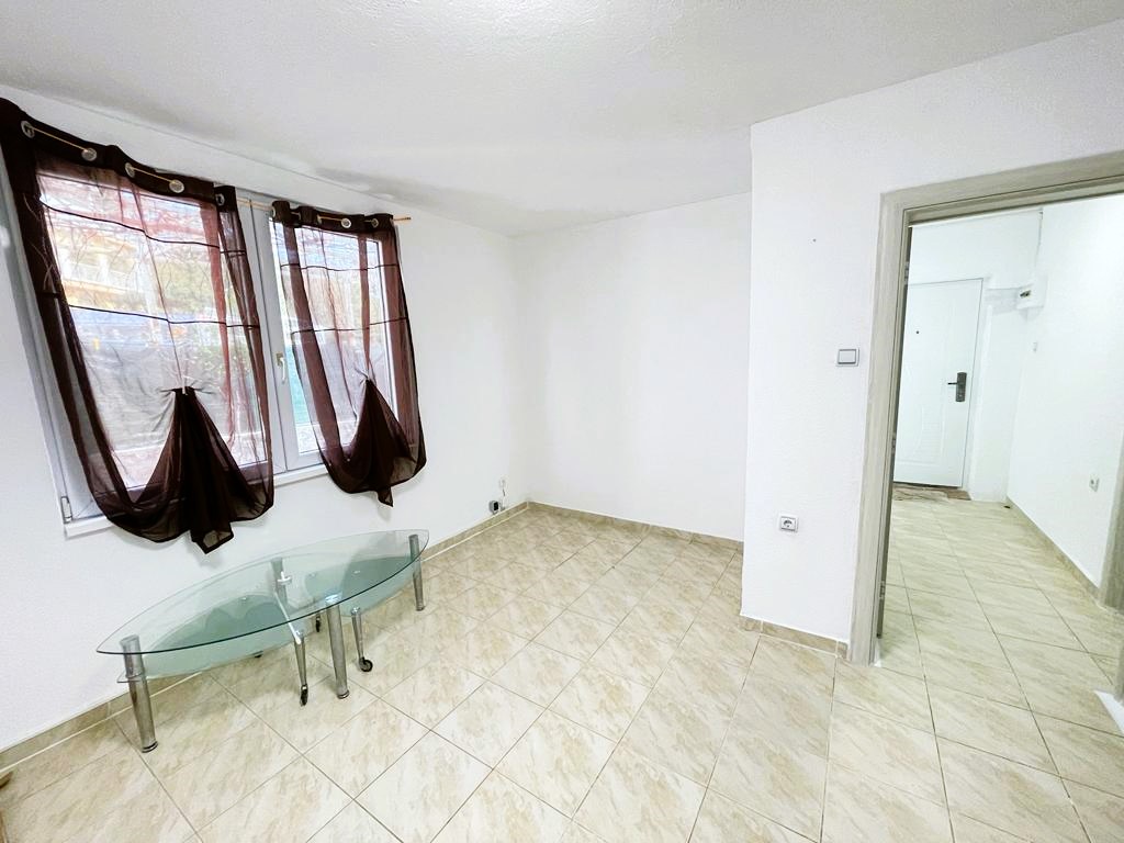 House for Sale in Sutomore – 50m², Expandable, Sea View, Parking,  – MREALE92