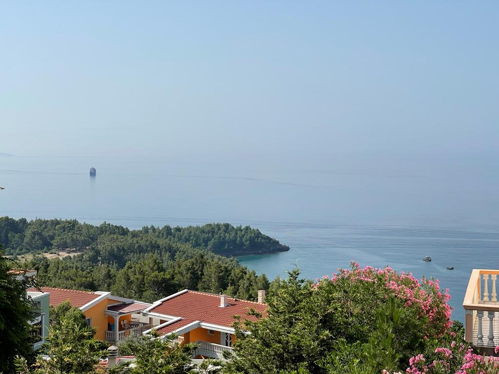 Home with sea view in Sutomore, 7-Bedroom,  Sea View, Montenegro – MREALE96