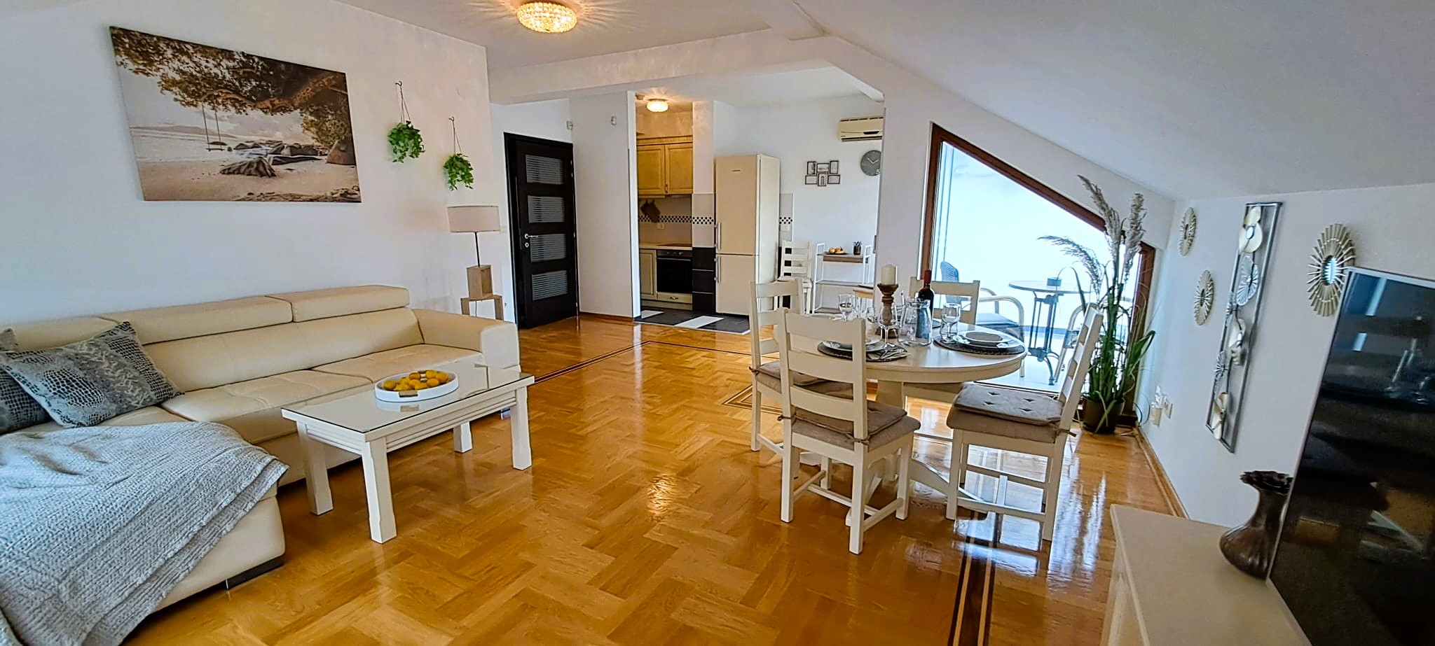 Penthouse Apartment for Sale in Budva – Central Location with Sea View, Montenegro – MRENB98