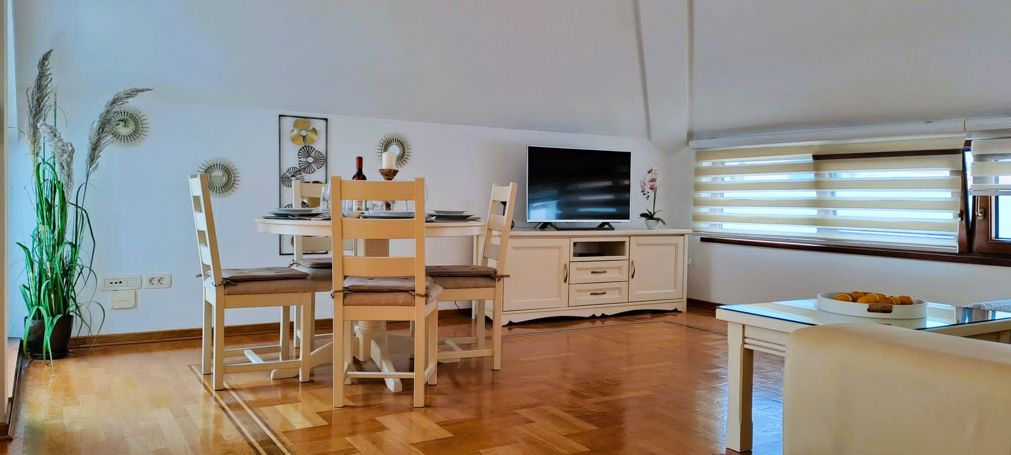 Penthouse Apartment for Sale in Budva – Central Location with Sea View, Montenegro – MRENB98