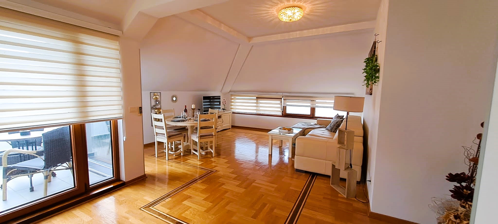 Penthouse Apartment for Sale in Budva – Central Location with Sea View, Montenegro – MRENB98