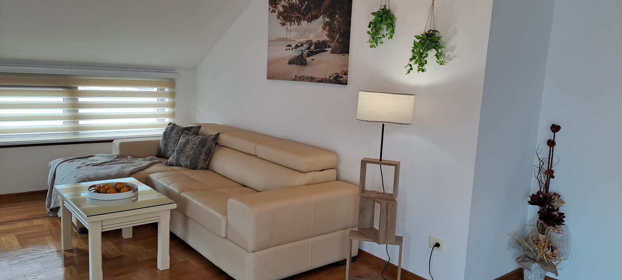 Penthouse Apartment for Sale in Budva – Central Location with Sea View, Montenegro – MRENB98