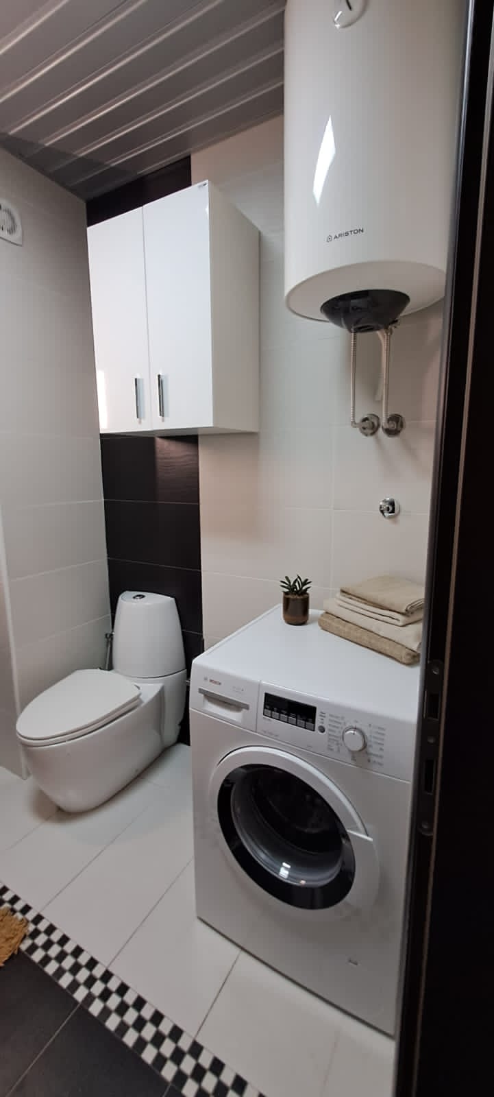 Penthouse Apartment for Sale in Budva – Central Location with Sea View, Montenegro – MRENB98