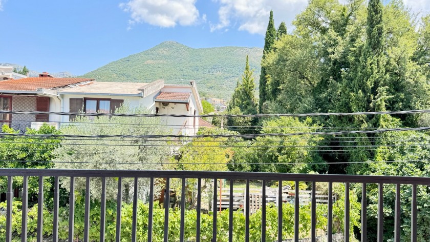 Apartment for Sale Bjeliši – 98m², Renovated, with Mountain View,  – MREALE-101