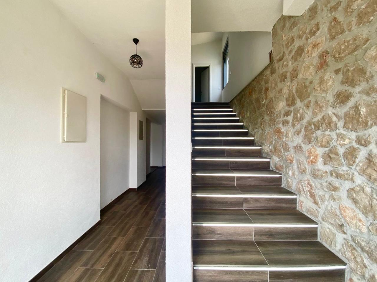 Villa for Sale Sutomore – New Modern Home with Sea View, Pool & Garage, Montenegro – MREVES2