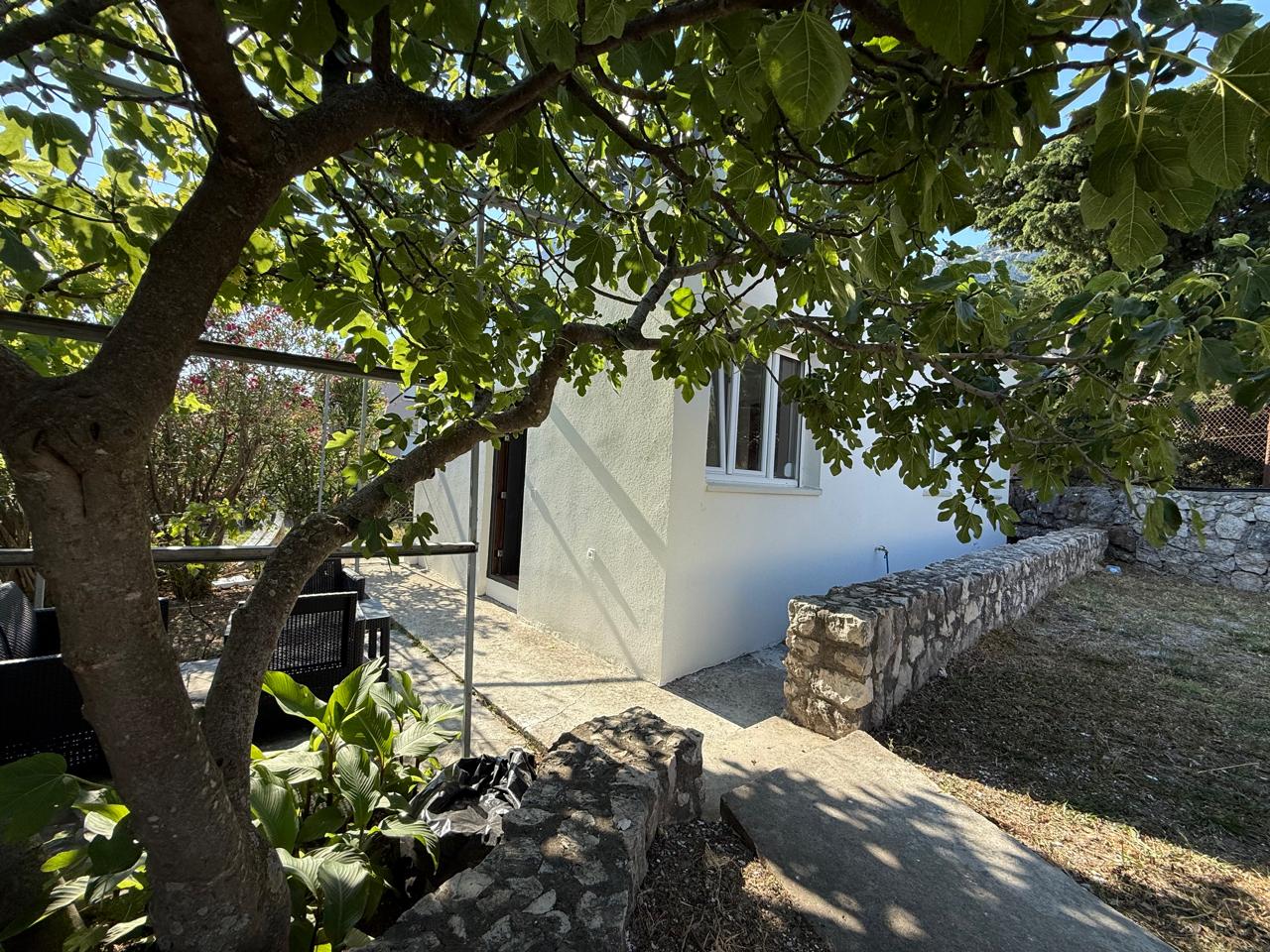 Charming House for Sale in Susanj, Bar – Legal Property with Garden & Parking, Montenegro – MREALE103