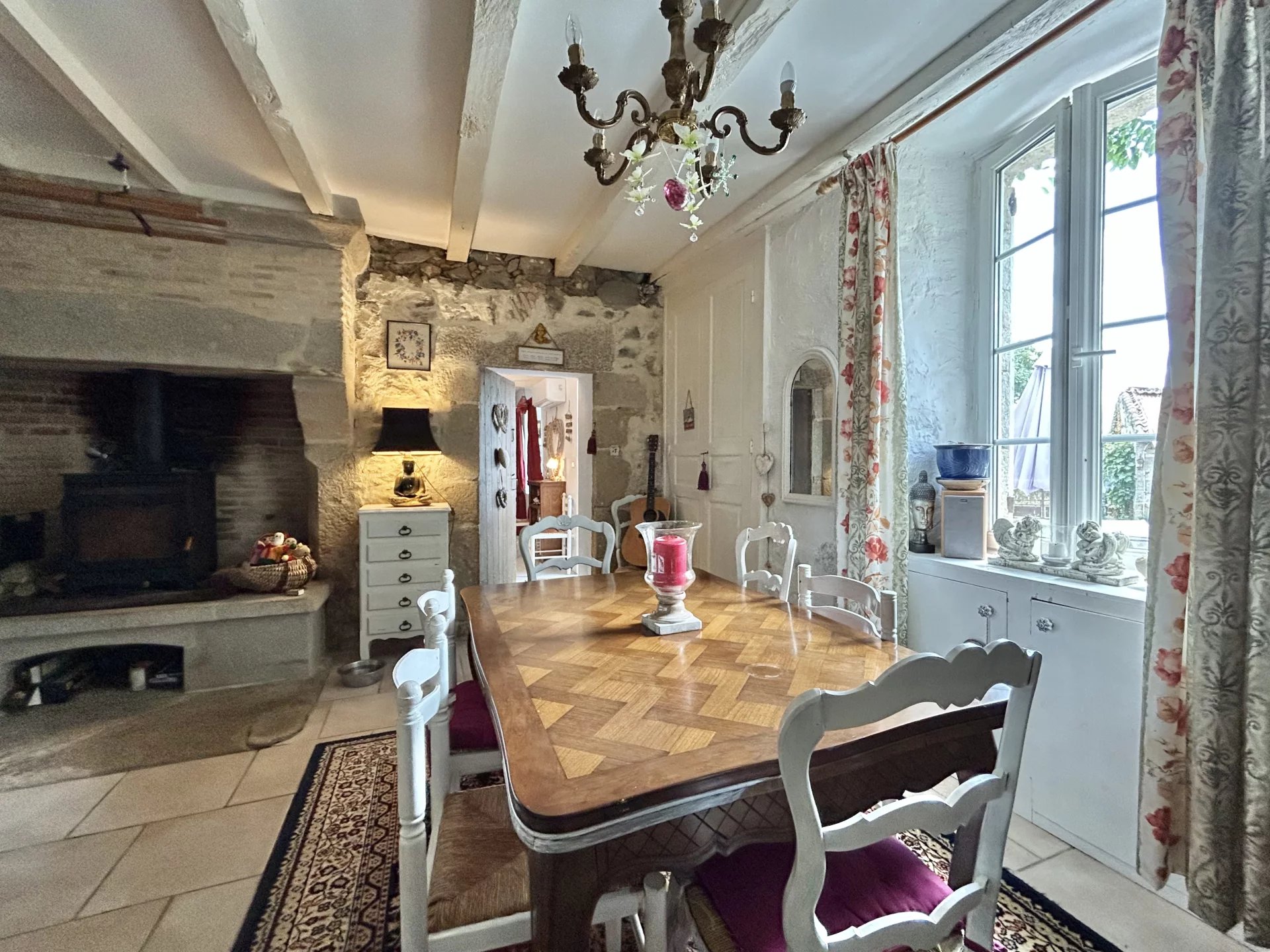 Charming 4/5-Bedroom Detached Farmhouse with 3 Hectares and Gîte Potential, Poitou-Charentes – France – BVI81689